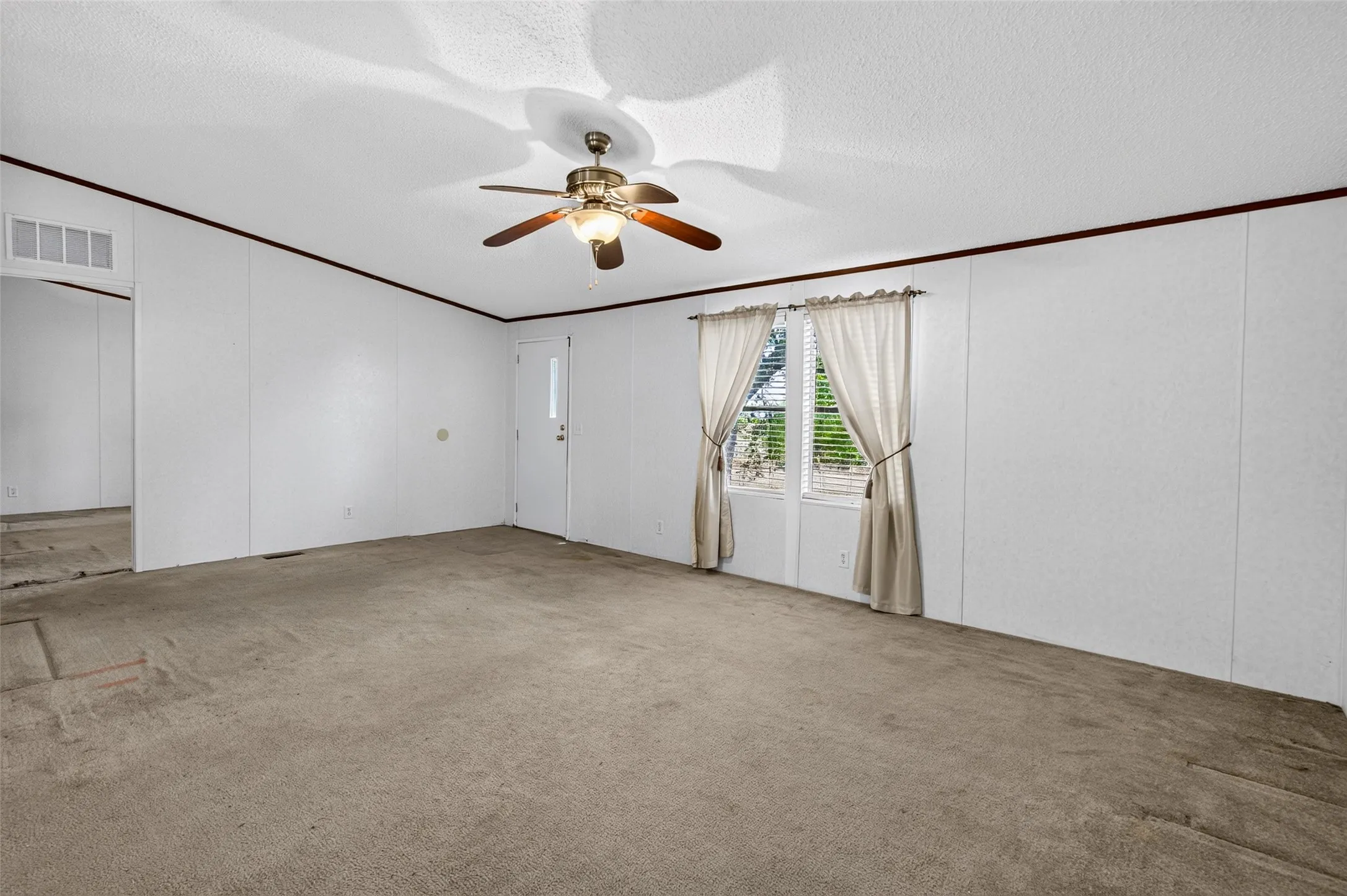 Manufactured Home For Sale in Hunt County , 8026 County Road 2580, Royse City, Texas 75189, 3 Bedroom, 2 Bathroom, Garage spaces, 1,960 Sqft, built in 2008, mls#21386346, Real Estate Agent in Royse City, Homes For Sale in Hunt county, Homes For Sale in Royse City, Realtor in Royse City Texas, Real Estate Brokerage Independent Realty Texas, Luminita Cordes Realtor