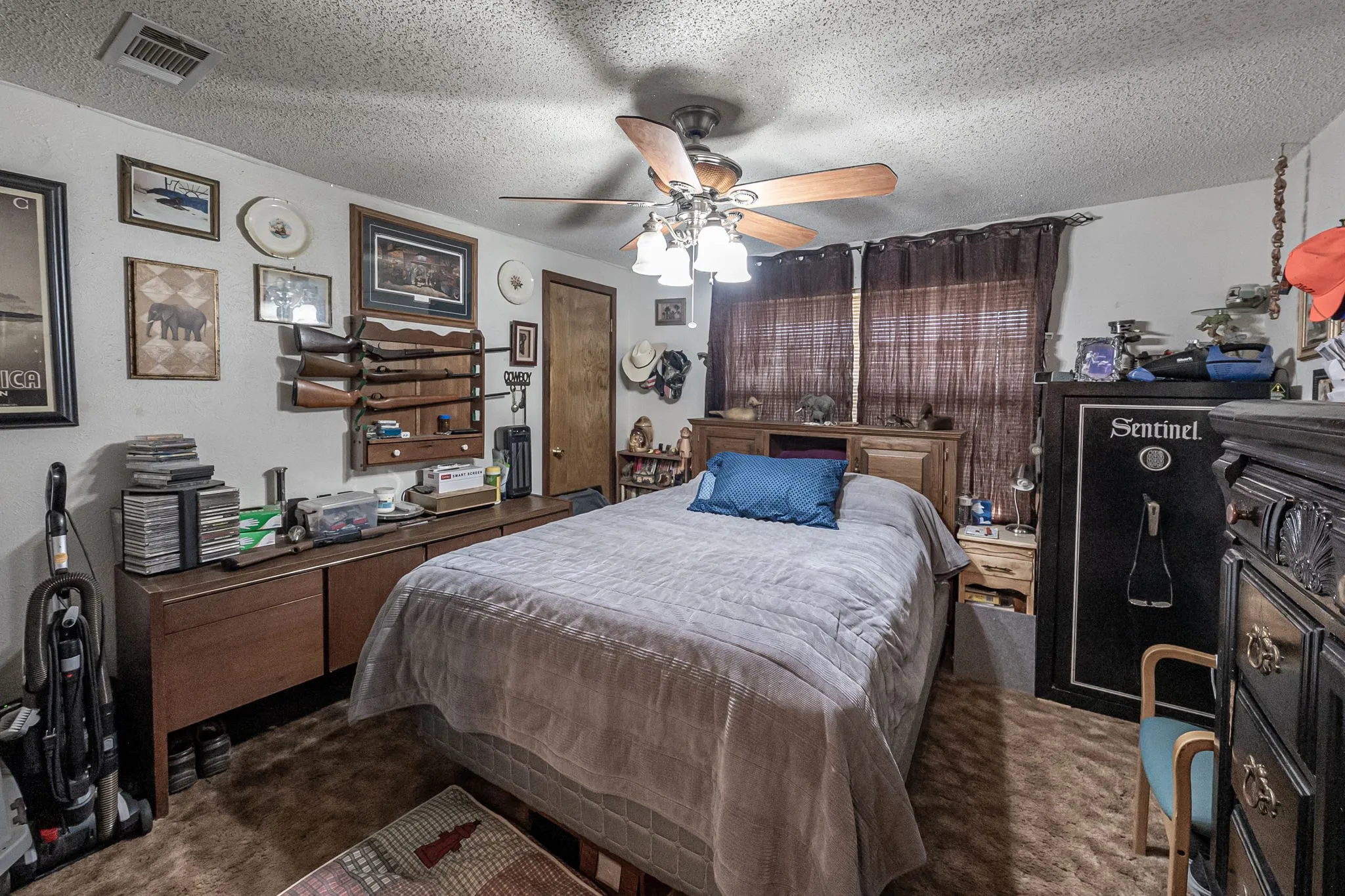 Single Family Residence For Sale in Camp County , 377 Fm 1521, Pittsburg, Texas 75686, 3 Bedroom, 2 Bathroom, Garage spaces, 1,460 Sqft, built in 1968, mls#21389092, Real Estate Agent in Pittsburg, Homes For Sale in Camp county, Homes For Sale in Pittsburg, Realtor in Pittsburg Texas, Real Estate Brokerage Independent Realty Texas, Luminita Cordes Realtor