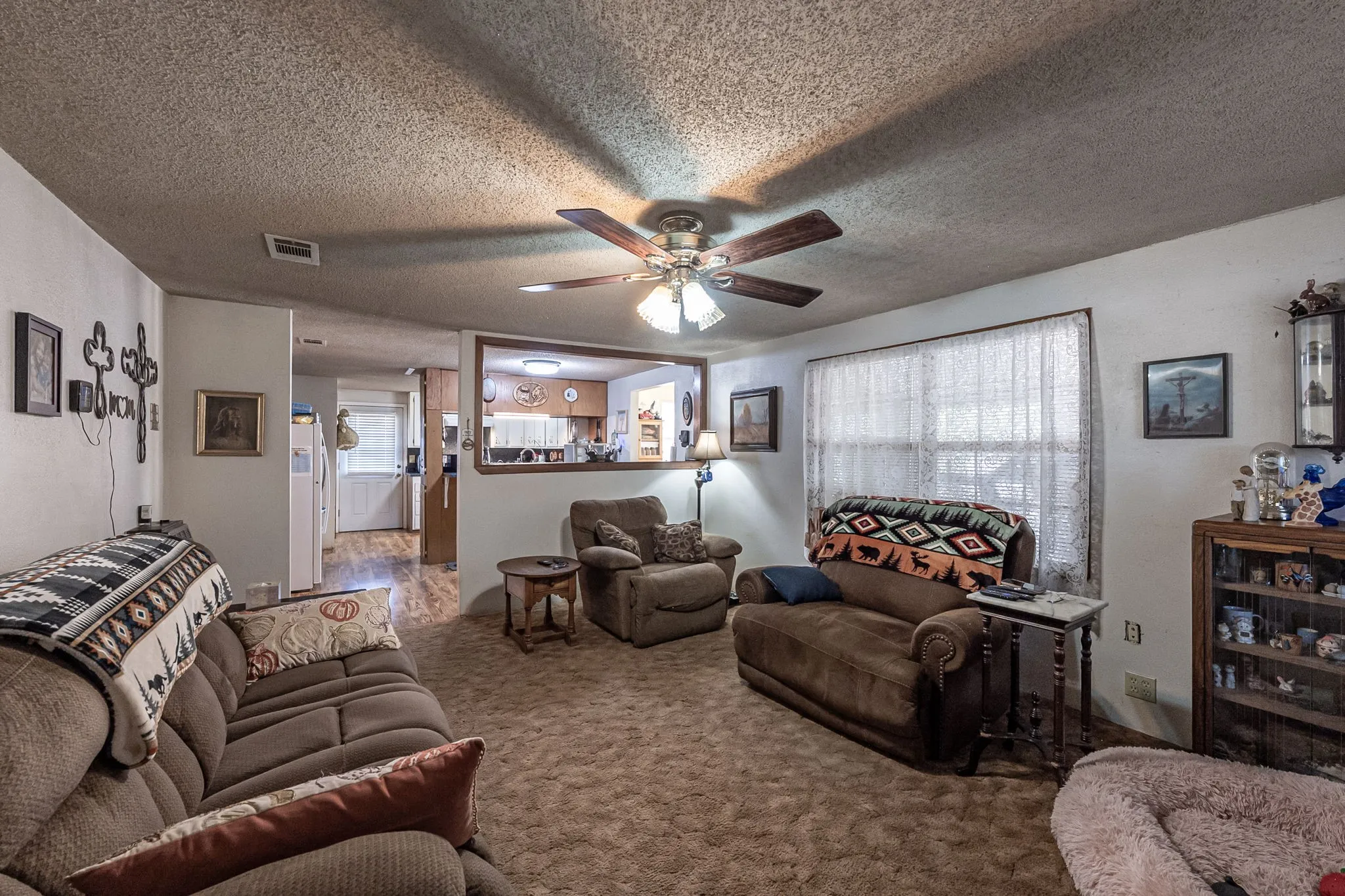 Single Family Residence For Sale in Camp County , 377 Fm 1521, Pittsburg, Texas 75686, 3 Bedroom, 2 Bathroom, Garage spaces, 1,460 Sqft, built in 1968, mls#21389092, Real Estate Agent in Pittsburg, Homes For Sale in Camp county, Homes For Sale in Pittsburg, Realtor in Pittsburg Texas, Real Estate Brokerage Independent Realty Texas, Luminita Cordes Realtor