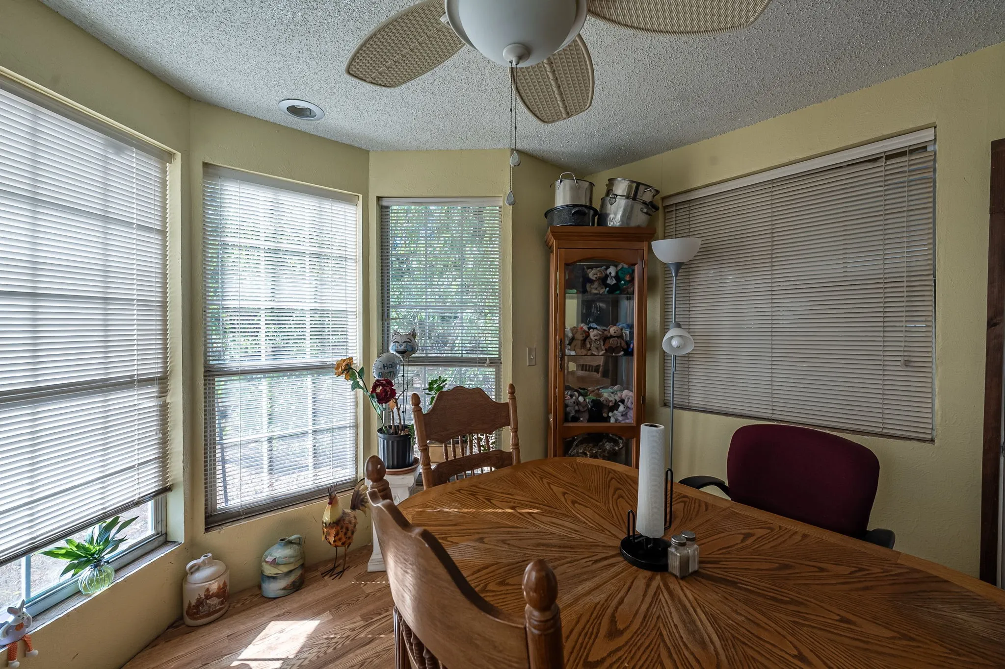 Single Family Residence For Sale in Camp County , 377 Fm 1521, Pittsburg, Texas 75686, 3 Bedroom, 2 Bathroom, Garage spaces, 1,460 Sqft, built in 1968, mls#21389092, Real Estate Agent in Pittsburg, Homes For Sale in Camp county, Homes For Sale in Pittsburg, Realtor in Pittsburg Texas, Real Estate Brokerage Independent Realty Texas, Luminita Cordes Realtor