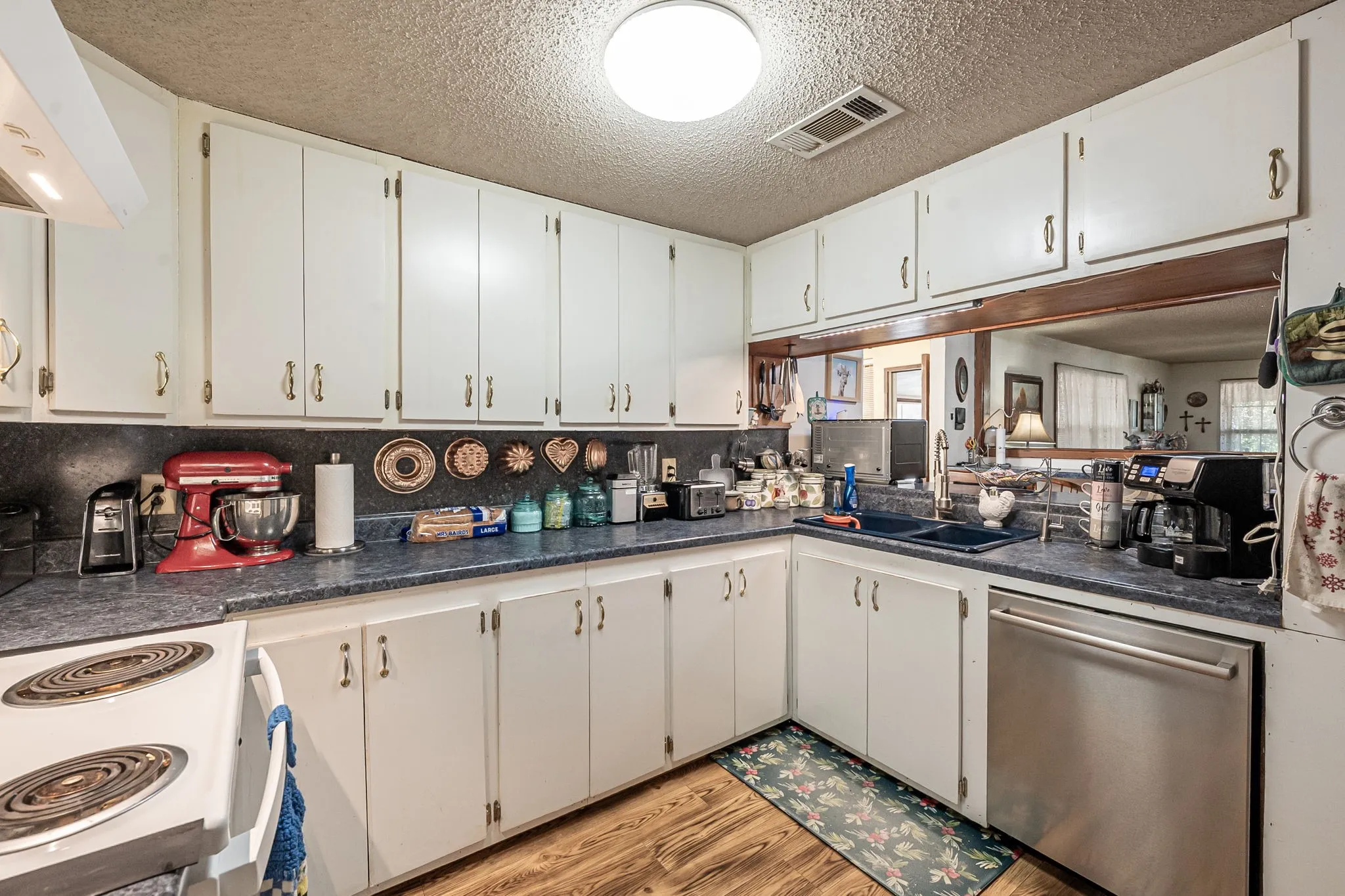 Single Family Residence For Sale in Camp County , 377 Fm 1521, Pittsburg, Texas 75686, 3 Bedroom, 2 Bathroom, Garage spaces, 1,460 Sqft, built in 1968, mls#21389092, Real Estate Agent in Pittsburg, Homes For Sale in Camp county, Homes For Sale in Pittsburg, Realtor in Pittsburg Texas, Real Estate Brokerage Independent Realty Texas, Luminita Cordes Realtor