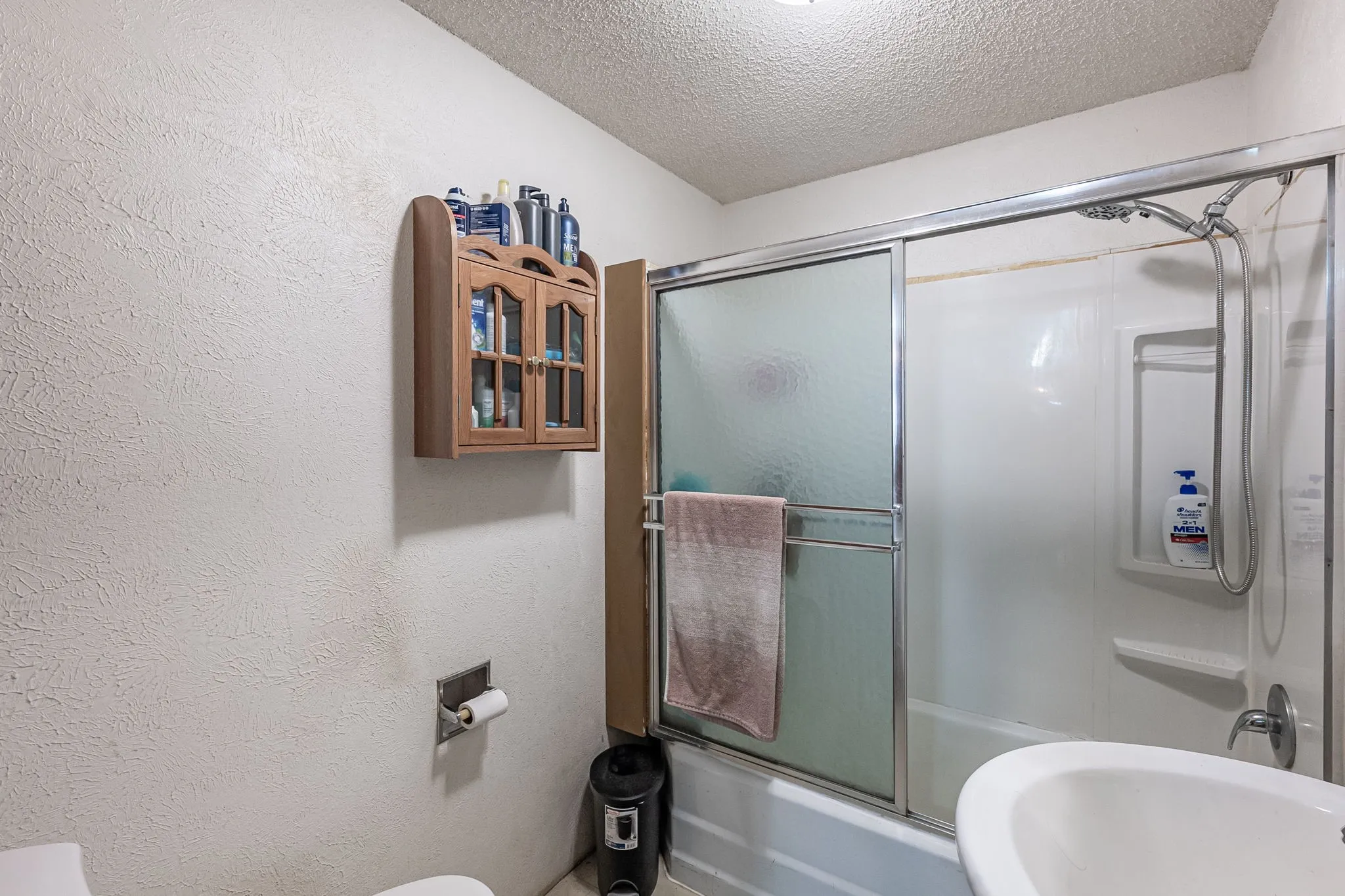 Single Family Residence For Sale in Camp County , 377 Fm 1521, Pittsburg, Texas 75686, 3 Bedroom, 2 Bathroom, Garage spaces, 1,460 Sqft, built in 1968, mls#21389092, Real Estate Agent in Pittsburg, Homes For Sale in Camp county, Homes For Sale in Pittsburg, Realtor in Pittsburg Texas, Real Estate Brokerage Independent Realty Texas, Luminita Cordes Realtor