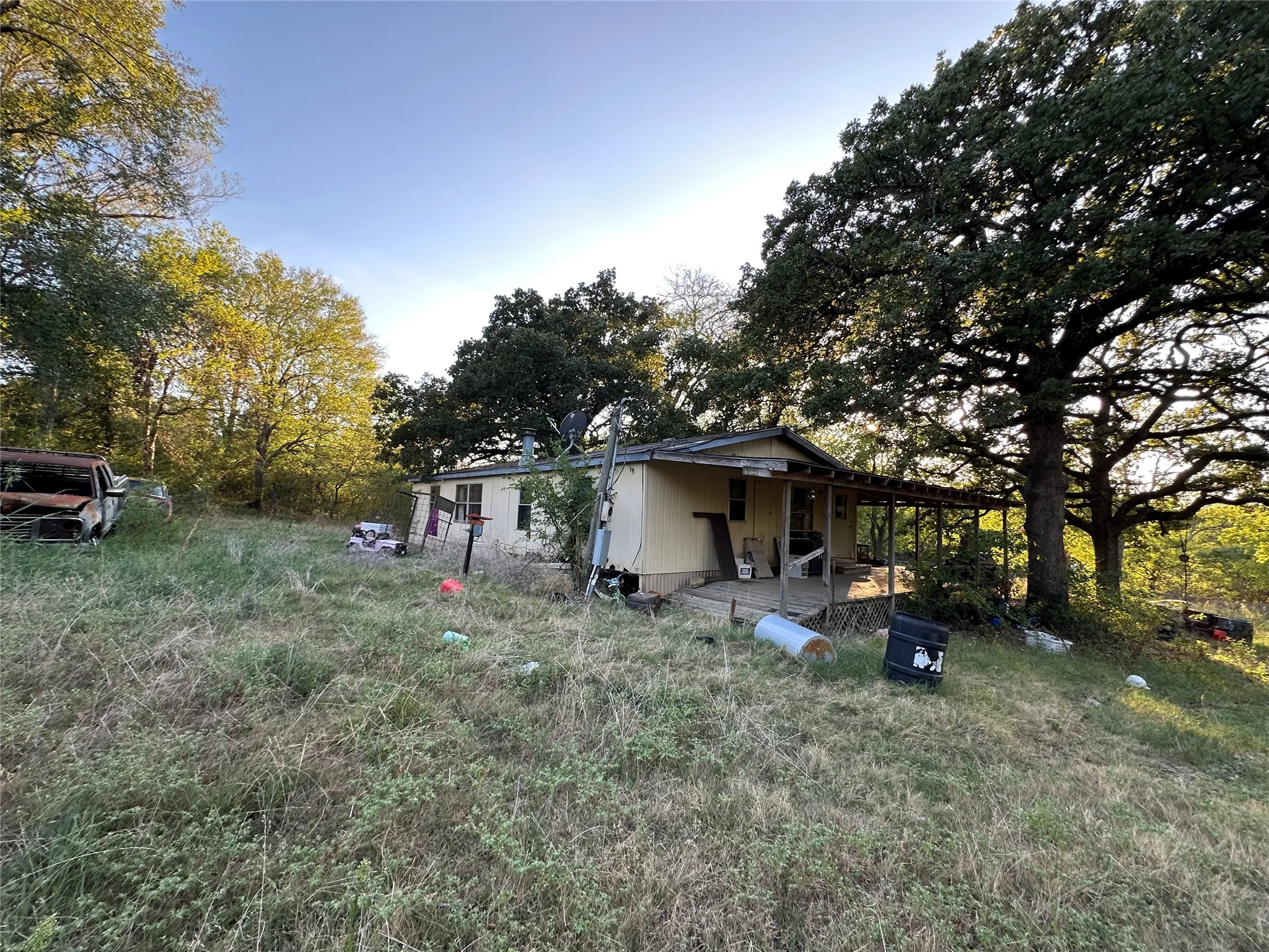 Improved Land For Sale in Hunt County , 10497 Newell Creek Drive, Quinlan, Texas 75474, 0, 0, Garage spaces, 0 Sqft, built in 1994, mls#21389095, Real Estate Agent in Quinlan, Homes For Sale in Hunt county, Homes For Sale in Quinlan, Realtor in Quinlan Texas, Real Estate Brokerage Independent Realty Texas, Luminita Cordes Realtor
