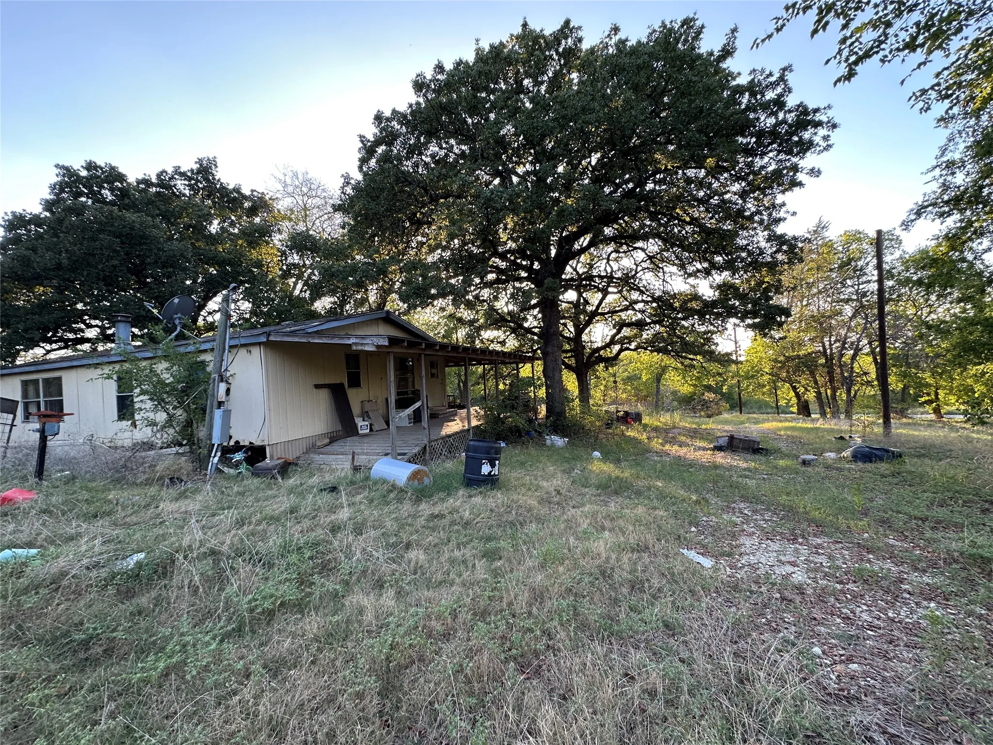 Improved Land For Sale in Hunt County , 10497 Newell Creek Drive, Quinlan, Texas 75474, 0, 0, Garage spaces, 0 Sqft, built in 1994, mls#21389095, Real Estate Agent in Quinlan, Homes For Sale in Hunt county, Homes For Sale in Quinlan, Realtor in Quinlan Texas, Real Estate Brokerage Independent Realty Texas, Luminita Cordes Realtor