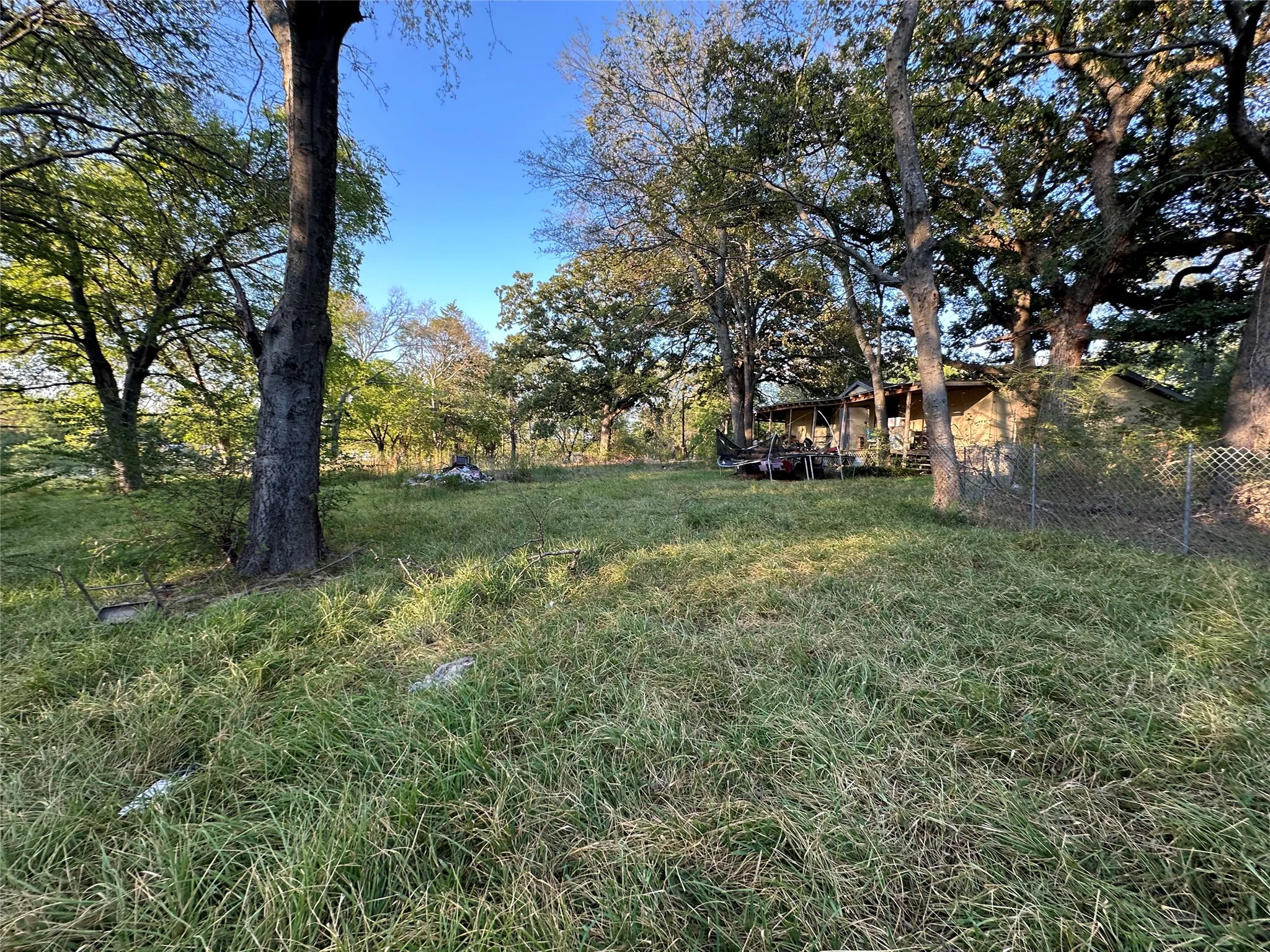 Improved Land For Sale in Hunt County , 10497 Newell Creek Drive, Quinlan, Texas 75474, 0, 0, Garage spaces, 0 Sqft, built in 1994, mls#21389095, Real Estate Agent in Quinlan, Homes For Sale in Hunt county, Homes For Sale in Quinlan, Realtor in Quinlan Texas, Real Estate Brokerage Independent Realty Texas, Luminita Cordes Realtor
