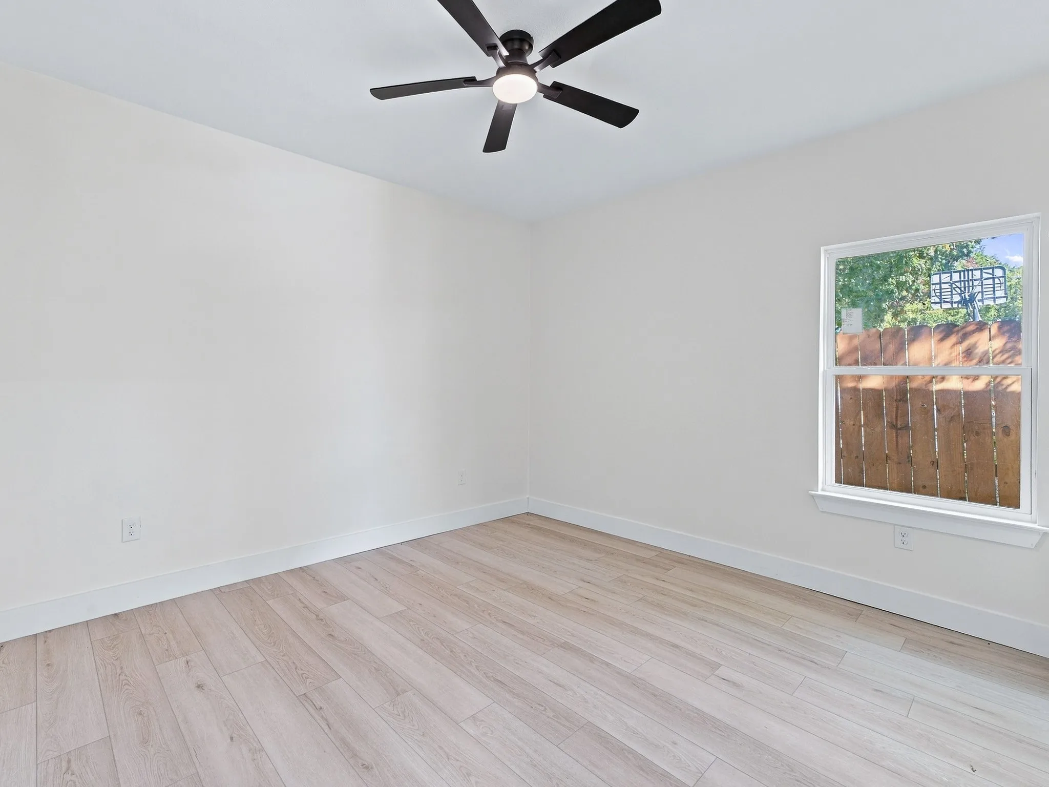 Single Family Residence For Sale in Dallas County , 507 Staffordshire Drive, Irving, Texas 75061, 3 Bedroom, 3 Bathroom, 2 Garage spaces, 1,941 Sqft, built in 2026, mls#21387978, Real Estate Agent in Irving, Homes For Sale in Dallas county, Homes For Sale in Irving, Realtor in Irving Texas, Real Estate Brokerage Independent Realty Texas, Luminita Cordes Realtor