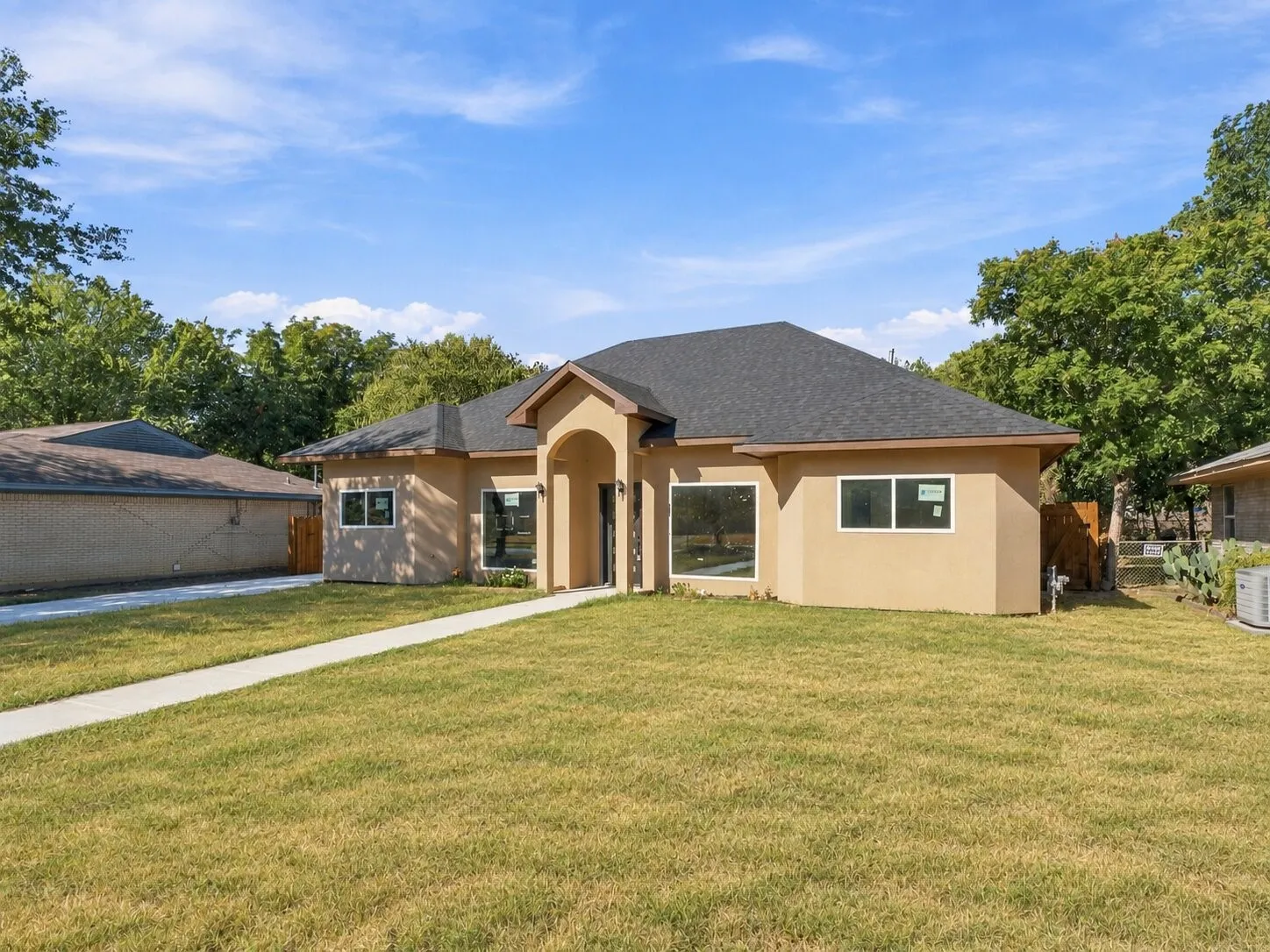 Single Family Residence For Sale in Dallas County , 507 Staffordshire Drive, Irving, Texas 75061, 3 Bedroom, 3 Bathroom, 2 Garage spaces, 1,941 Sqft, built in 2026, mls#21387978, Real Estate Agent in Irving, Homes For Sale in Dallas county, Homes For Sale in Irving, Realtor in Irving Texas, Real Estate Brokerage Independent Realty Texas, Luminita Cordes Realtor