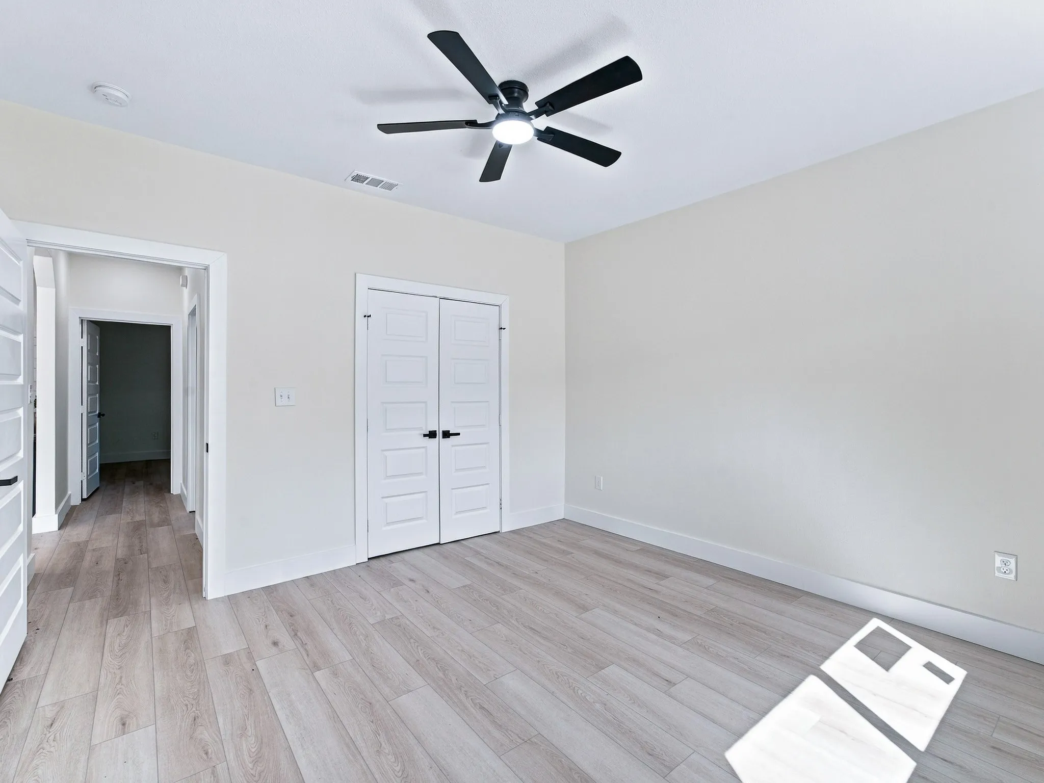 Single Family Residence For Sale in Dallas County , 507 Staffordshire Drive, Irving, Texas 75061, 3 Bedroom, 3 Bathroom, 2 Garage spaces, 1,941 Sqft, built in 2026, mls#21387978, Real Estate Agent in Irving, Homes For Sale in Dallas county, Homes For Sale in Irving, Realtor in Irving Texas, Real Estate Brokerage Independent Realty Texas, Luminita Cordes Realtor