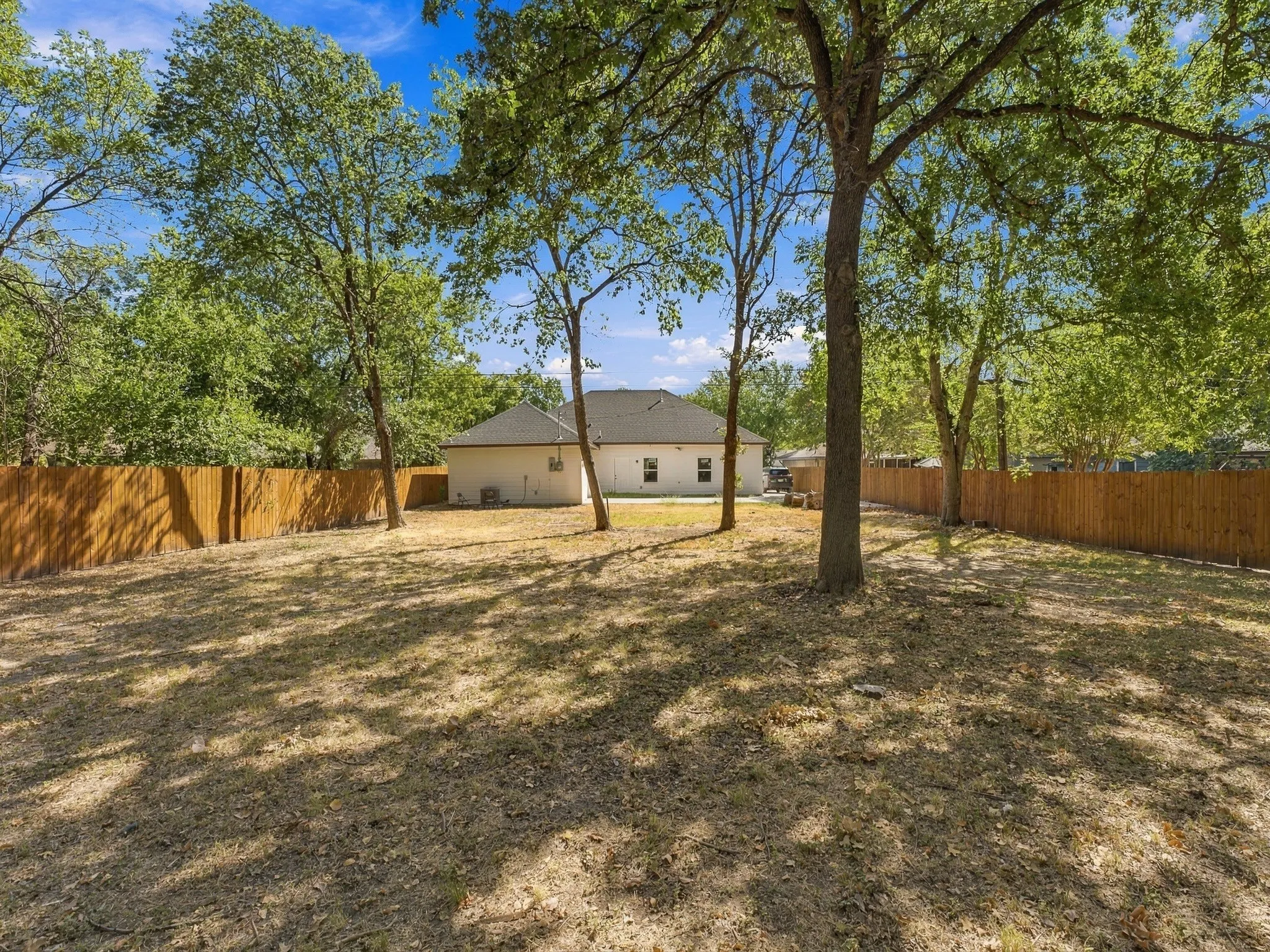Single Family Residence For Sale in Dallas County , 507 Staffordshire Drive, Irving, Texas 75061, 3 Bedroom, 3 Bathroom, 2 Garage spaces, 1,941 Sqft, built in 2026, mls#21387978, Real Estate Agent in Irving, Homes For Sale in Dallas county, Homes For Sale in Irving, Realtor in Irving Texas, Real Estate Brokerage Independent Realty Texas, Luminita Cordes Realtor