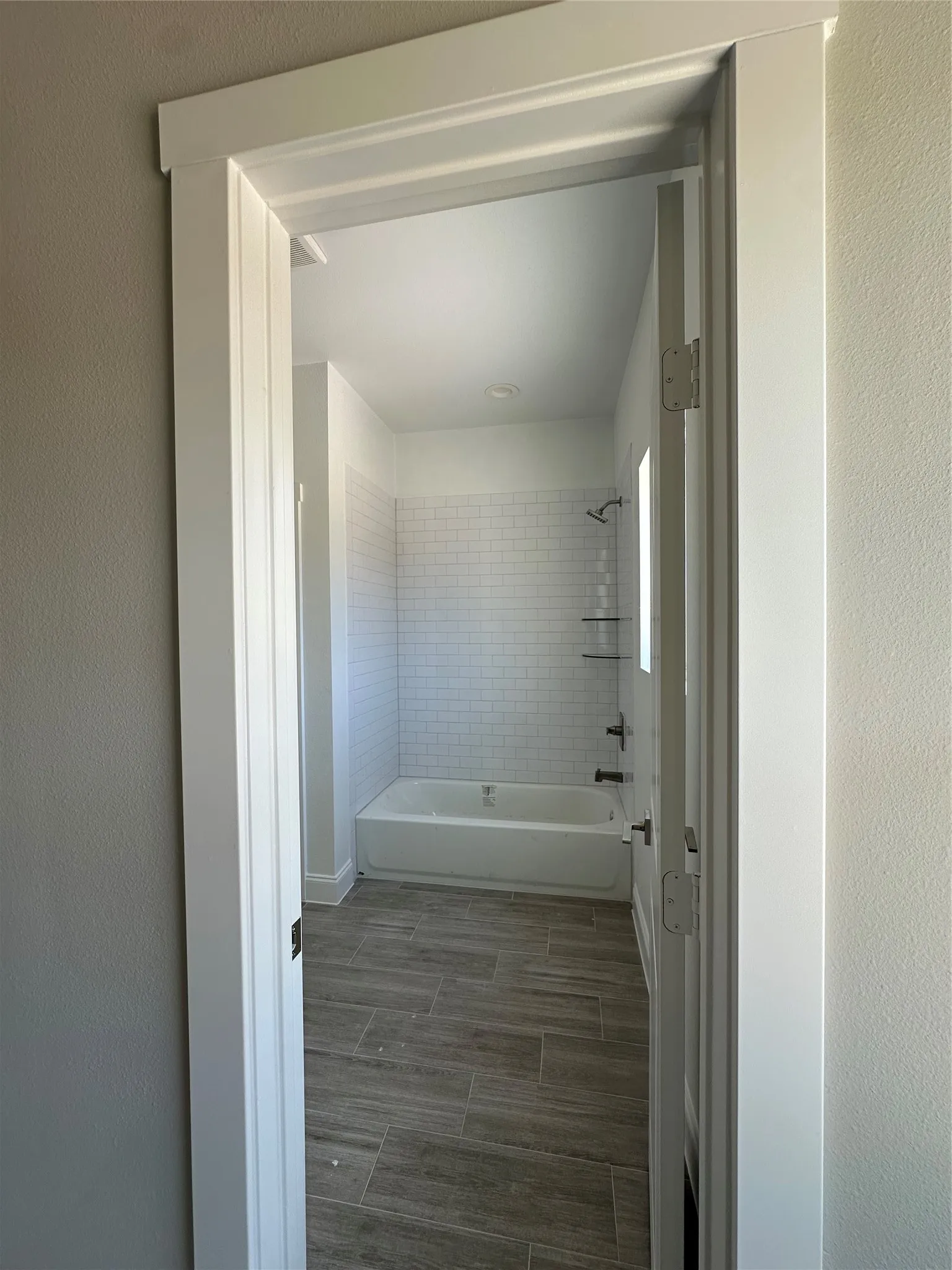 Single Family Residence For Sale in Dallas County , 1320 Diceman Avenue, Dallas, Texas 75203, 4 Bedroom, 4 Bathroom, 2 Garage spaces, 3,167 Sqft, built in 2025, mls#21386317, Real Estate Agent in Dallas, Homes For Sale in Dallas county, Homes For Sale in Dallas, Realtor in Dallas Texas, Real Estate Brokerage Independent Realty Texas, Luminita Cordes Realtor