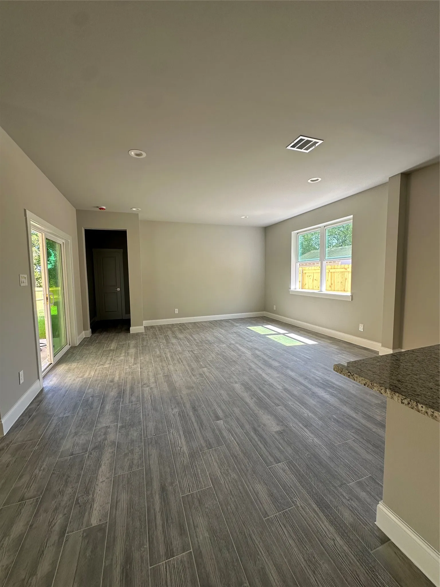 Single Family Residence For Sale in Dallas County , 1320 Diceman Avenue, Dallas, Texas 75203, 4 Bedroom, 4 Bathroom, 2 Garage spaces, 3,167 Sqft, built in 2025, mls#21386317, Real Estate Agent in Dallas, Homes For Sale in Dallas county, Homes For Sale in Dallas, Realtor in Dallas Texas, Real Estate Brokerage Independent Realty Texas, Luminita Cordes Realtor