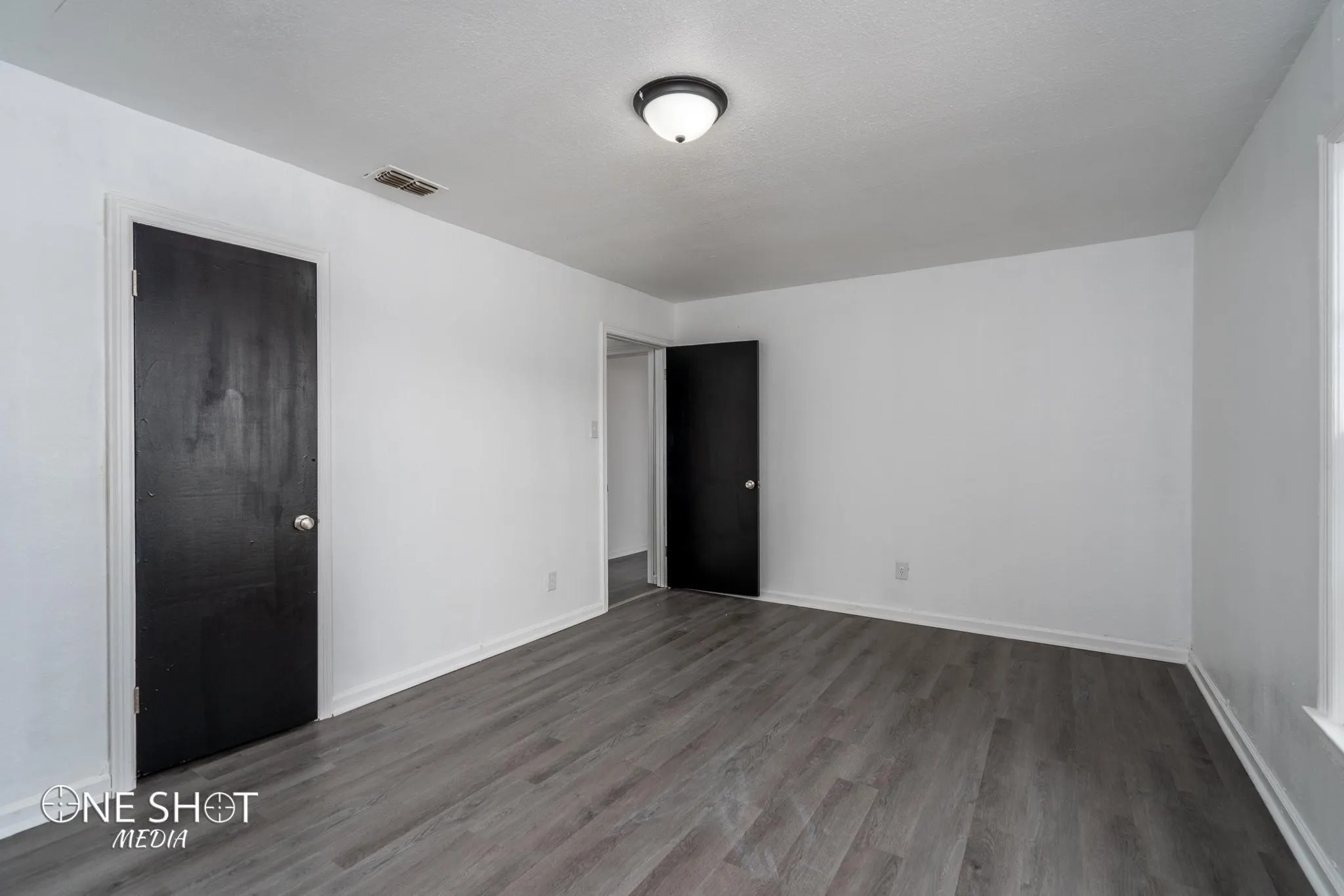 Duplex For Rent in Taylor County , 1781 N 12th Street A, Abilene, Texas 79603, 1 Bedroom, 1 Bathroom, Garage spaces, 864 Sqft, built in 1947, mls#21389094, Real Estate Agent in Abilene, Homes For Rent in Taylor county, Homes For Rent in Abilene, Realtor in Abilene Texas, Real Estate Brokerage Independent Realty Texas, Luminita Cordes Realtor