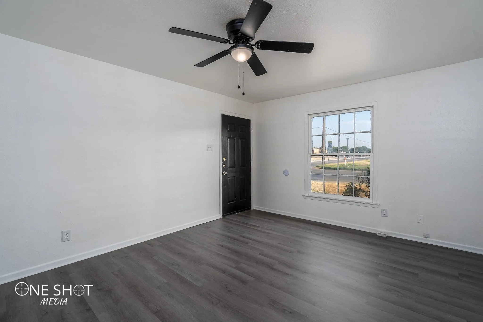 Duplex For Rent in Taylor County , 1781 N 12th Street A, Abilene, Texas 79603, 1 Bedroom, 1 Bathroom, Garage spaces, 864 Sqft, built in 1947, mls#21389094, Real Estate Agent in Abilene, Homes For Rent in Taylor county, Homes For Rent in Abilene, Realtor in Abilene Texas, Real Estate Brokerage Independent Realty Texas, Luminita Cordes Realtor