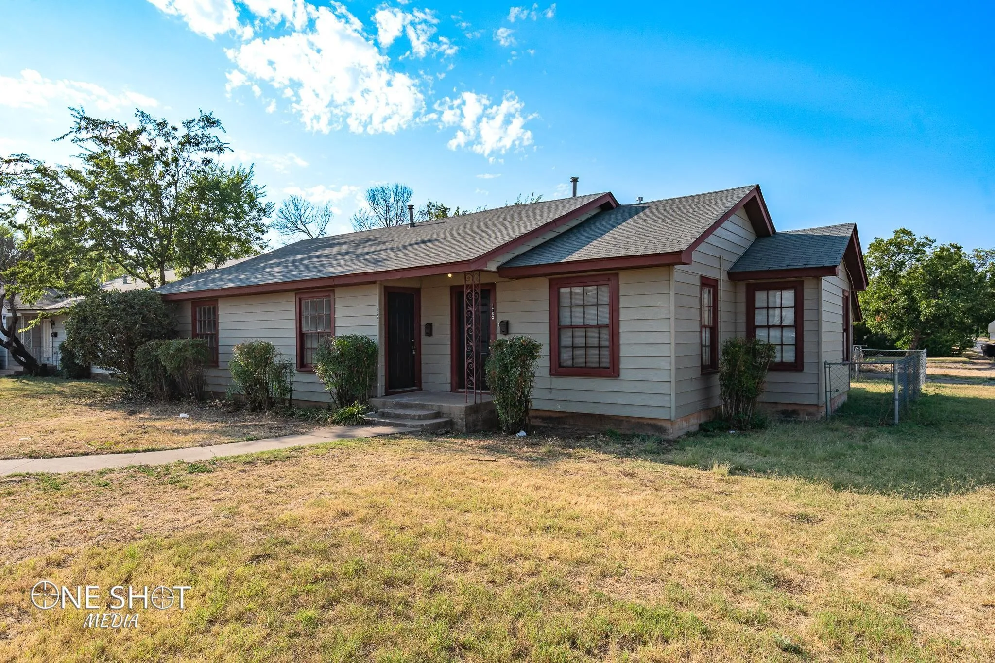 Duplex For Rent in Taylor County , 1781 N 12th Street A, Abilene, Texas 79603, 1 Bedroom, 1 Bathroom, Garage spaces, 864 Sqft, built in 1947, mls#21389094, Real Estate Agent in Abilene, Homes For Rent in Taylor county, Homes For Rent in Abilene, Realtor in Abilene Texas, Real Estate Brokerage Independent Realty Texas, Luminita Cordes Realtor