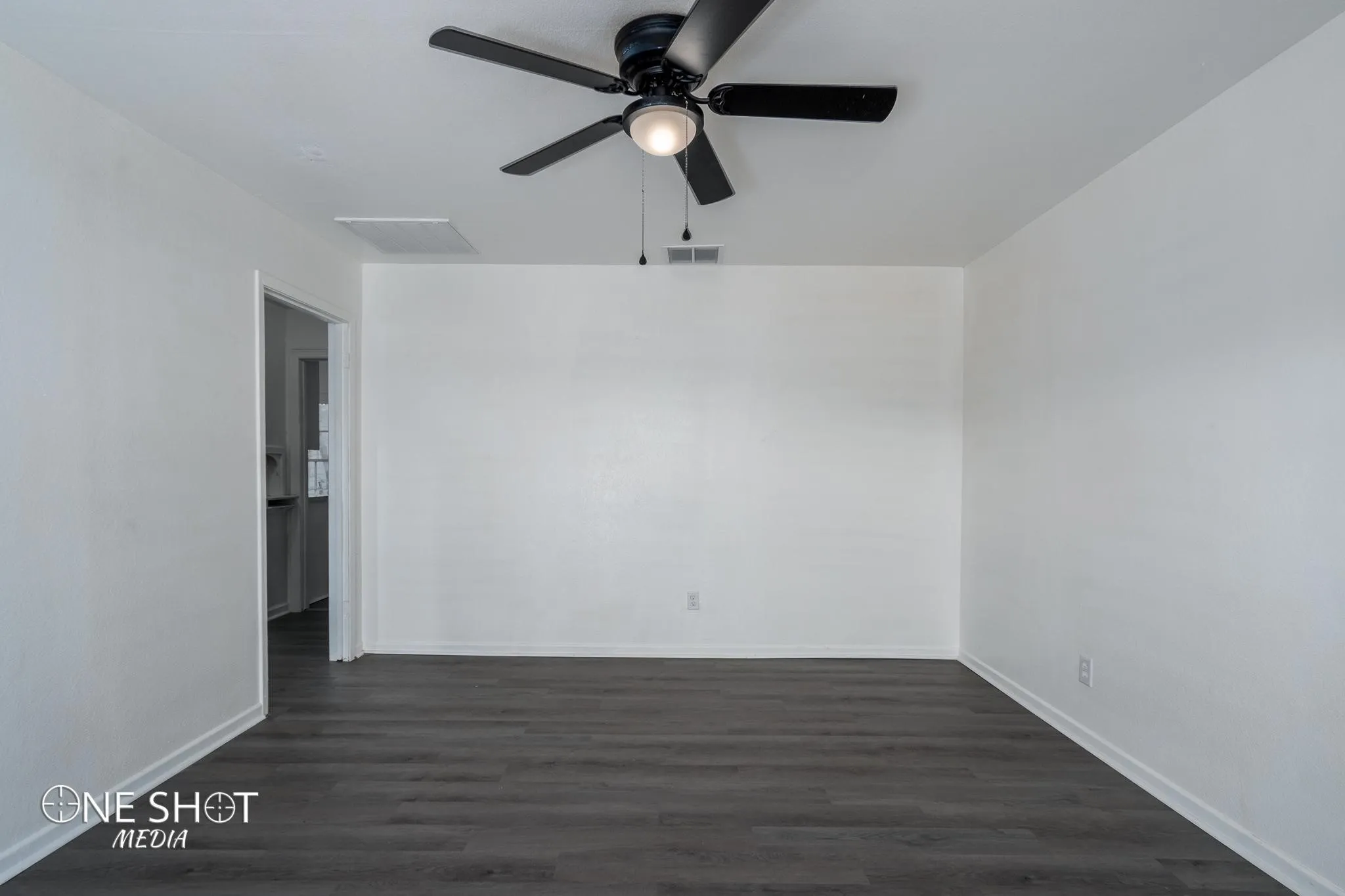 Duplex For Rent in Taylor County , 1781 N 12th Street A, Abilene, Texas 79603, 1 Bedroom, 1 Bathroom, Garage spaces, 864 Sqft, built in 1947, mls#21389094, Real Estate Agent in Abilene, Homes For Rent in Taylor county, Homes For Rent in Abilene, Realtor in Abilene Texas, Real Estate Brokerage Independent Realty Texas, Luminita Cordes Realtor