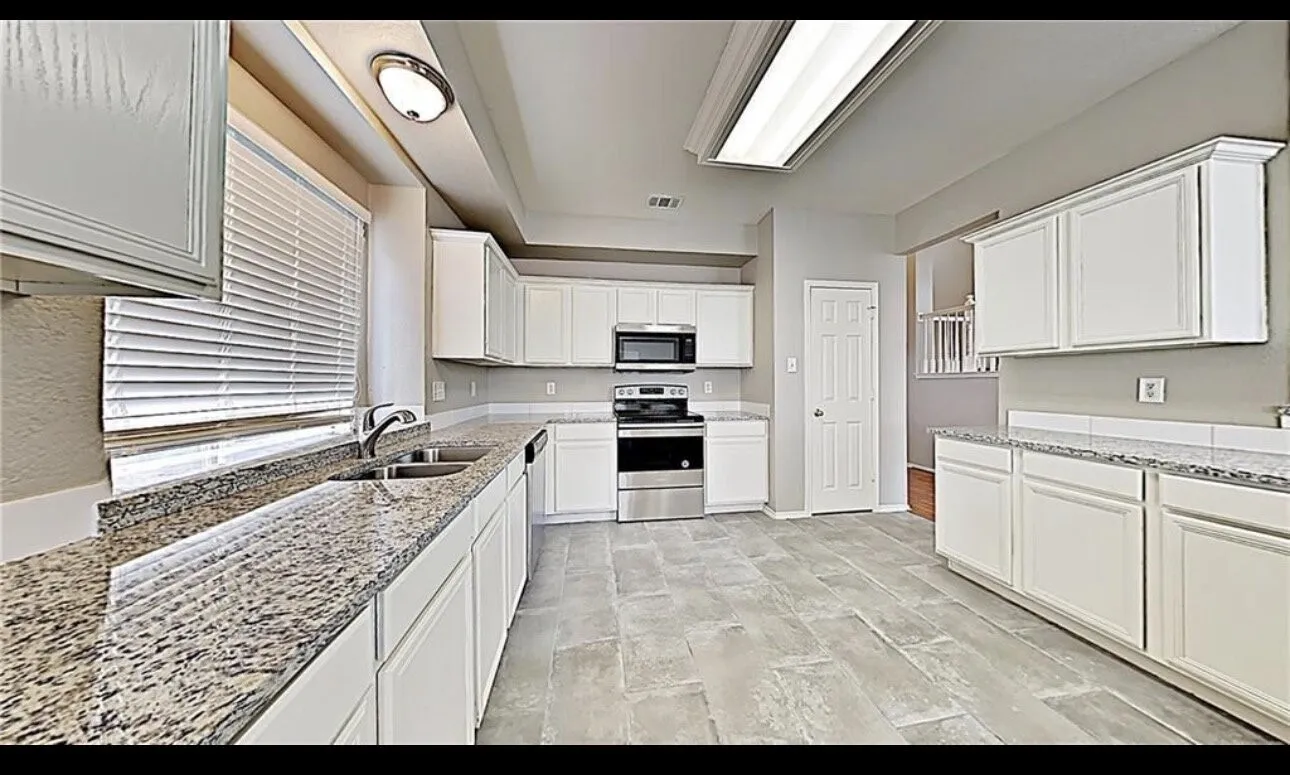 Single Family Residence For Sale in Tarrant County , 8313 Rock Canyon Court, Fort Worth, Texas 76123, 4 Bedroom, 3 Bathroom, 2 Garage spaces, 3,074 Sqft, built in 2001, mls#21388212, Real Estate Agent in Fort Worth, Homes For Sale in Tarrant county, Homes For Sale in Fort Worth, Realtor in Fort Worth Texas, Real Estate Brokerage Independent Realty Texas, Luminita Cordes Realtor