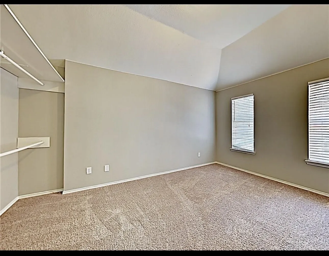 Single Family Residence For Sale in Tarrant County , 8313 Rock Canyon Court, Fort Worth, Texas 76123, 4 Bedroom, 3 Bathroom, 2 Garage spaces, 3,074 Sqft, built in 2001, mls#21388212, Real Estate Agent in Fort Worth, Homes For Sale in Tarrant county, Homes For Sale in Fort Worth, Realtor in Fort Worth Texas, Real Estate Brokerage Independent Realty Texas, Luminita Cordes Realtor