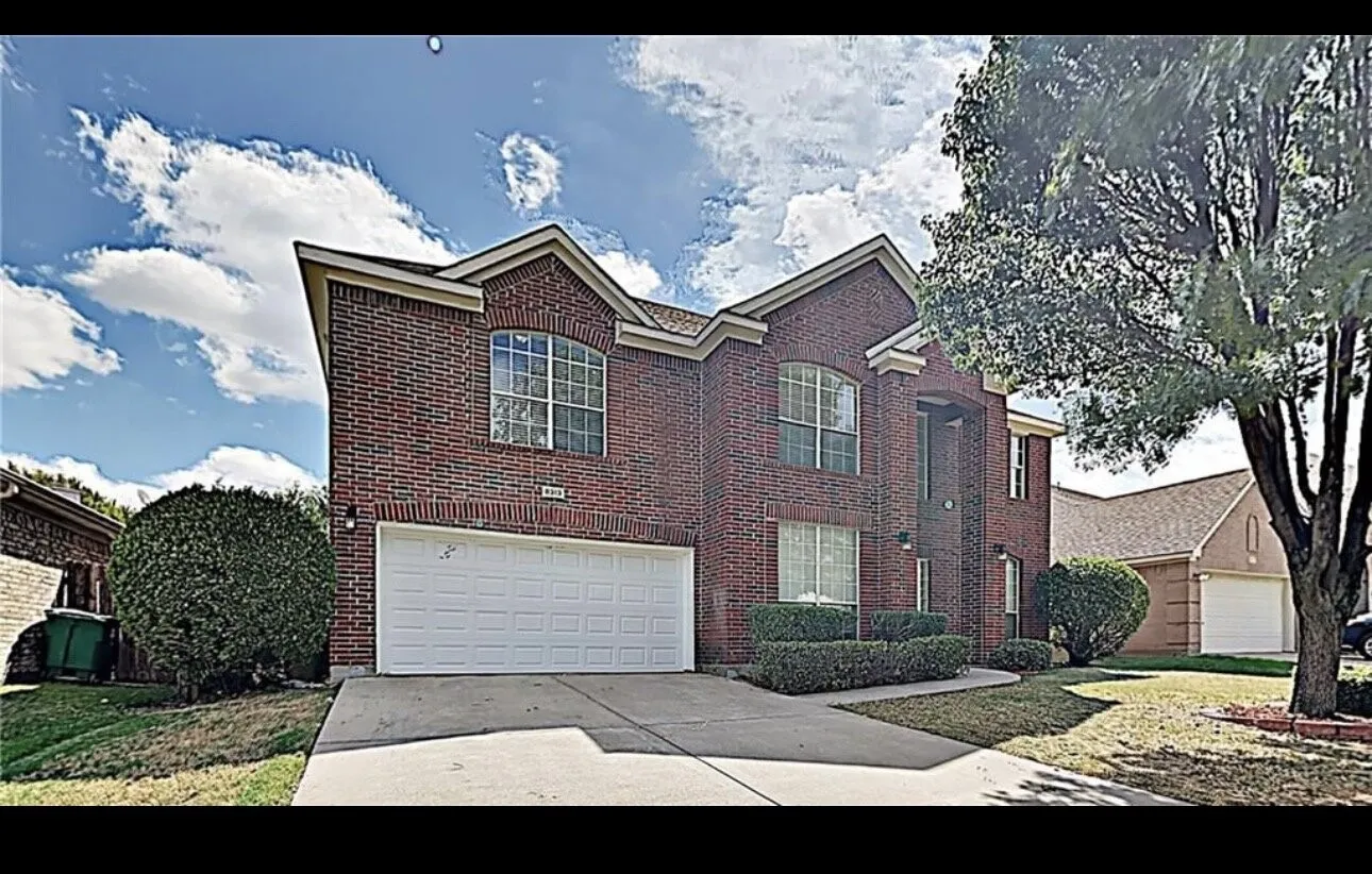 Single Family Residence For Sale in Tarrant County , 8313 Rock Canyon Court, Fort Worth, Texas 76123, 4 Bedroom, 3 Bathroom, 2 Garage spaces, 3,074 Sqft, built in 2001, mls#21388212, Real Estate Agent in Fort Worth, Homes For Sale in Tarrant county, Homes For Sale in Fort Worth, Realtor in Fort Worth Texas, Real Estate Brokerage Independent Realty Texas, Luminita Cordes Realtor