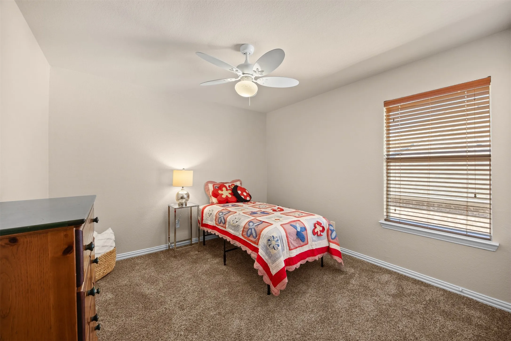 Single Family Residence For Sale in Collin County , 1608 Clear Springs Drive, Allen, Texas 75002, 4 Bedroom, 4 Bathroom, 2 Garage spaces, 3,208 Sqft, built in 2003, mls#21369283, Real Estate Agent in Allen, Homes For Sale in Collin county, Homes For Sale in Allen, Realtor in Allen Texas, Real Estate Brokerage Independent Realty Texas, Luminita Cordes Realtor