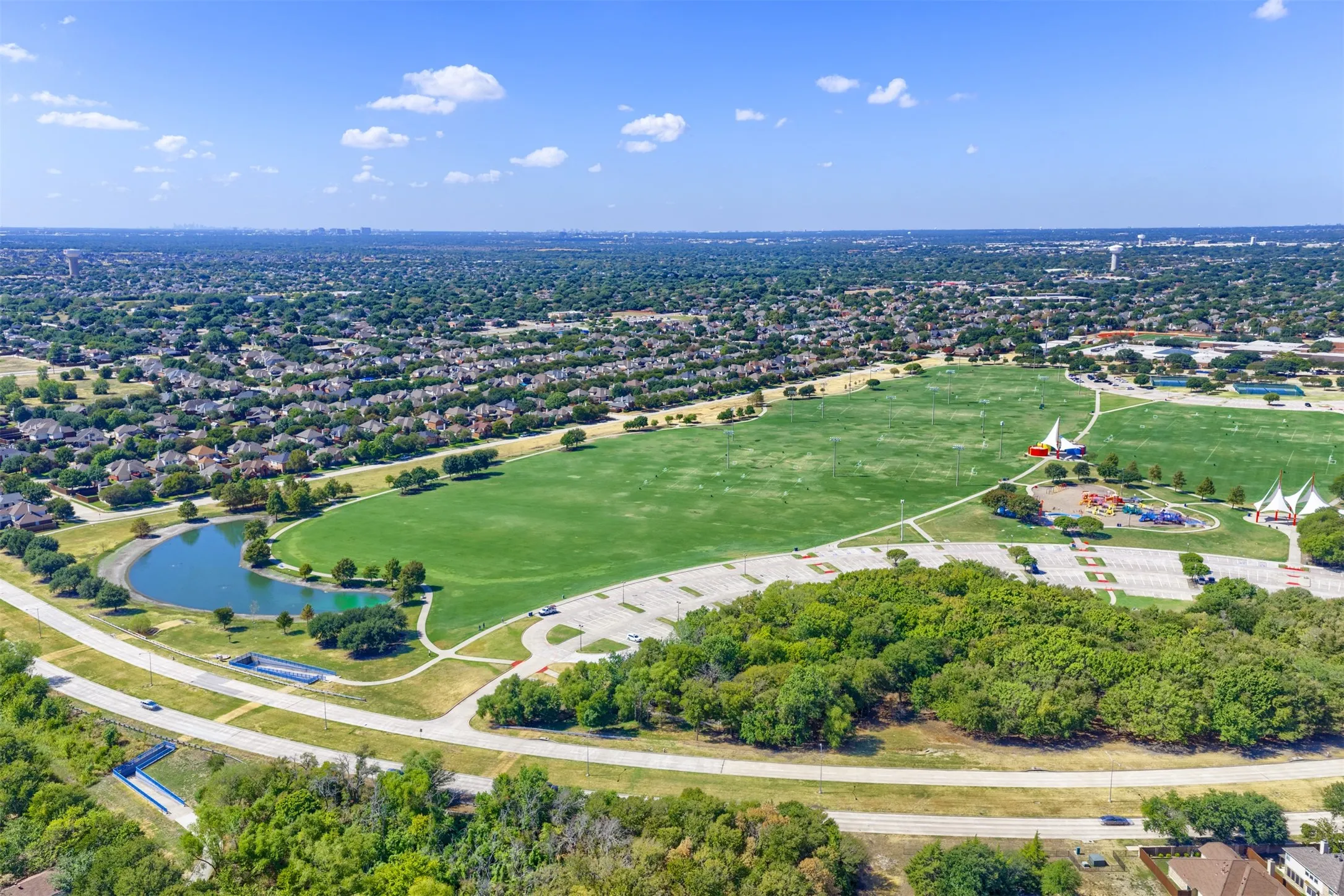 Single Family Residence For Sale in Collin County , 1608 Clear Springs Drive, Allen, Texas 75002, 4 Bedroom, 4 Bathroom, 2 Garage spaces, 3,208 Sqft, built in 2003, mls#21369283, Real Estate Agent in Allen, Homes For Sale in Collin county, Homes For Sale in Allen, Realtor in Allen Texas, Real Estate Brokerage Independent Realty Texas, Luminita Cordes Realtor