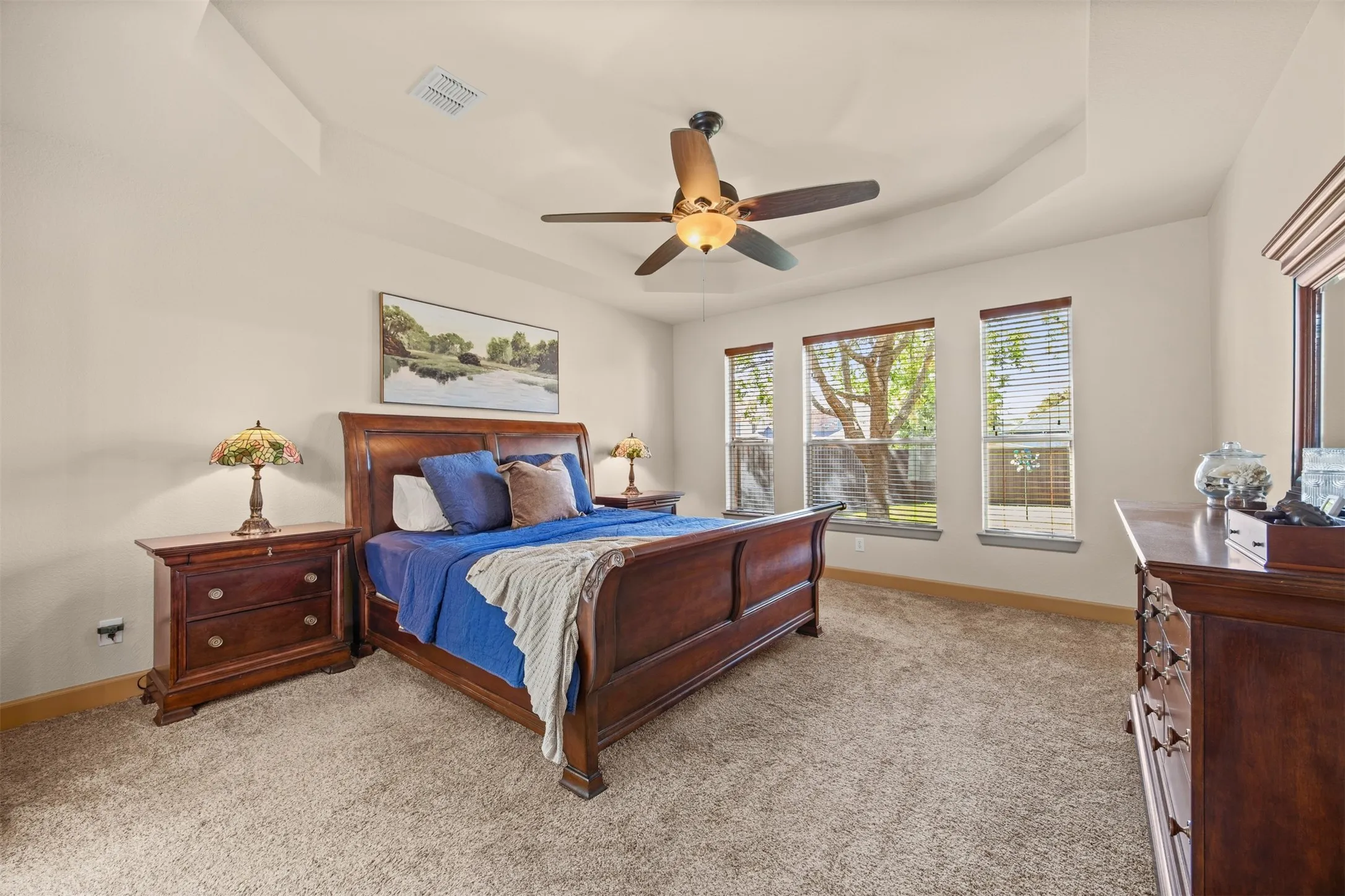 Single Family Residence For Sale in Collin County , 1608 Clear Springs Drive, Allen, Texas 75002, 4 Bedroom, 4 Bathroom, 2 Garage spaces, 3,208 Sqft, built in 2003, mls#21369283, Real Estate Agent in Allen, Homes For Sale in Collin county, Homes For Sale in Allen, Realtor in Allen Texas, Real Estate Brokerage Independent Realty Texas, Luminita Cordes Realtor