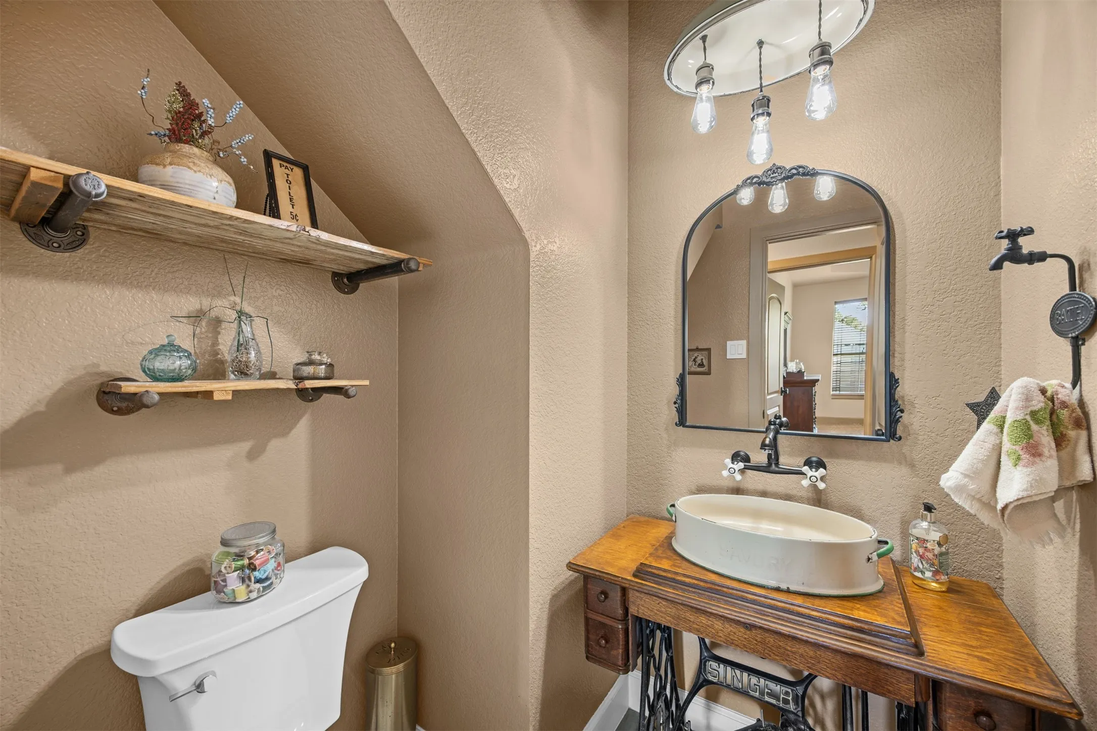 Single Family Residence For Sale in Collin County , 1608 Clear Springs Drive, Allen, Texas 75002, 4 Bedroom, 4 Bathroom, 2 Garage spaces, 3,208 Sqft, built in 2003, mls#21369283, Real Estate Agent in Allen, Homes For Sale in Collin county, Homes For Sale in Allen, Realtor in Allen Texas, Real Estate Brokerage Independent Realty Texas, Luminita Cordes Realtor