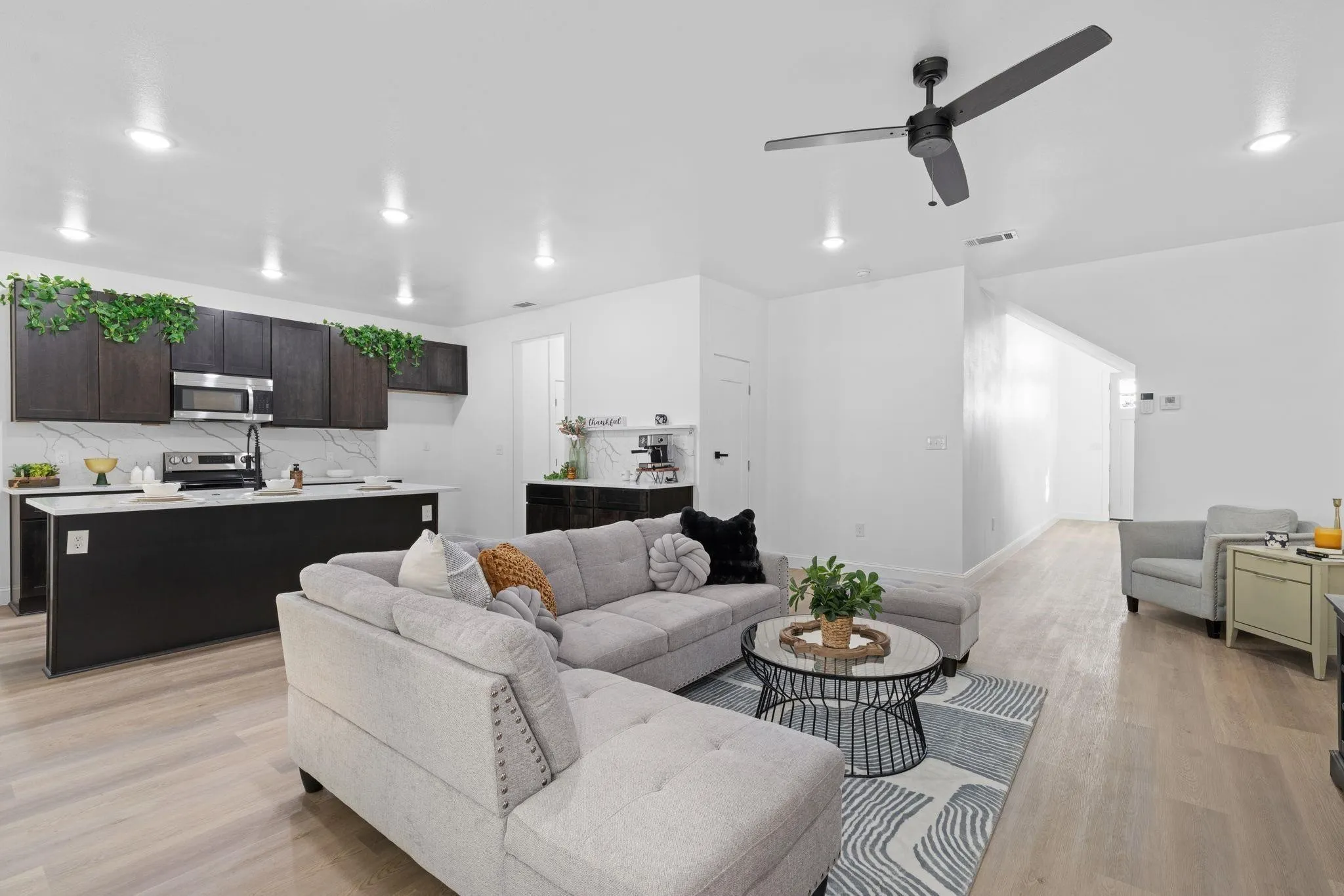 Single Family Residence For Sale in Dallas County , 3037 Valentine Street, Dallas, Texas 75215, 3 Bedroom, 3 Bathroom, 2 Garage spaces, 1,756 Sqft, built in 2024, mls#21389103, Real Estate Agent in Dallas, Homes For Sale in Dallas county, Homes For Sale in Dallas, Realtor in Dallas Texas, Real Estate Brokerage Independent Realty Texas, Luminita Cordes Realtor
