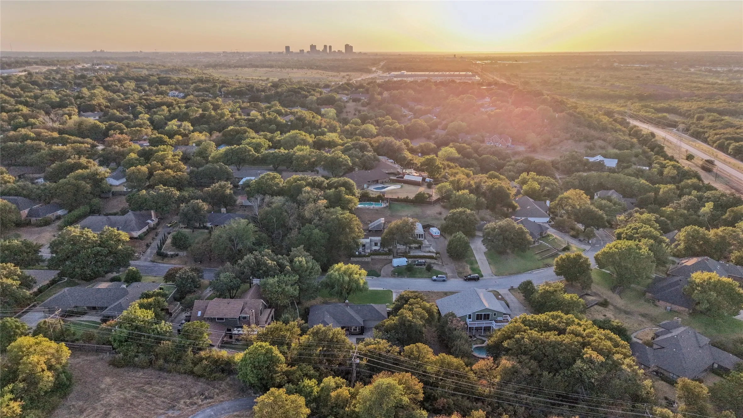 Just 10 minutes to downtown Ft. Worth