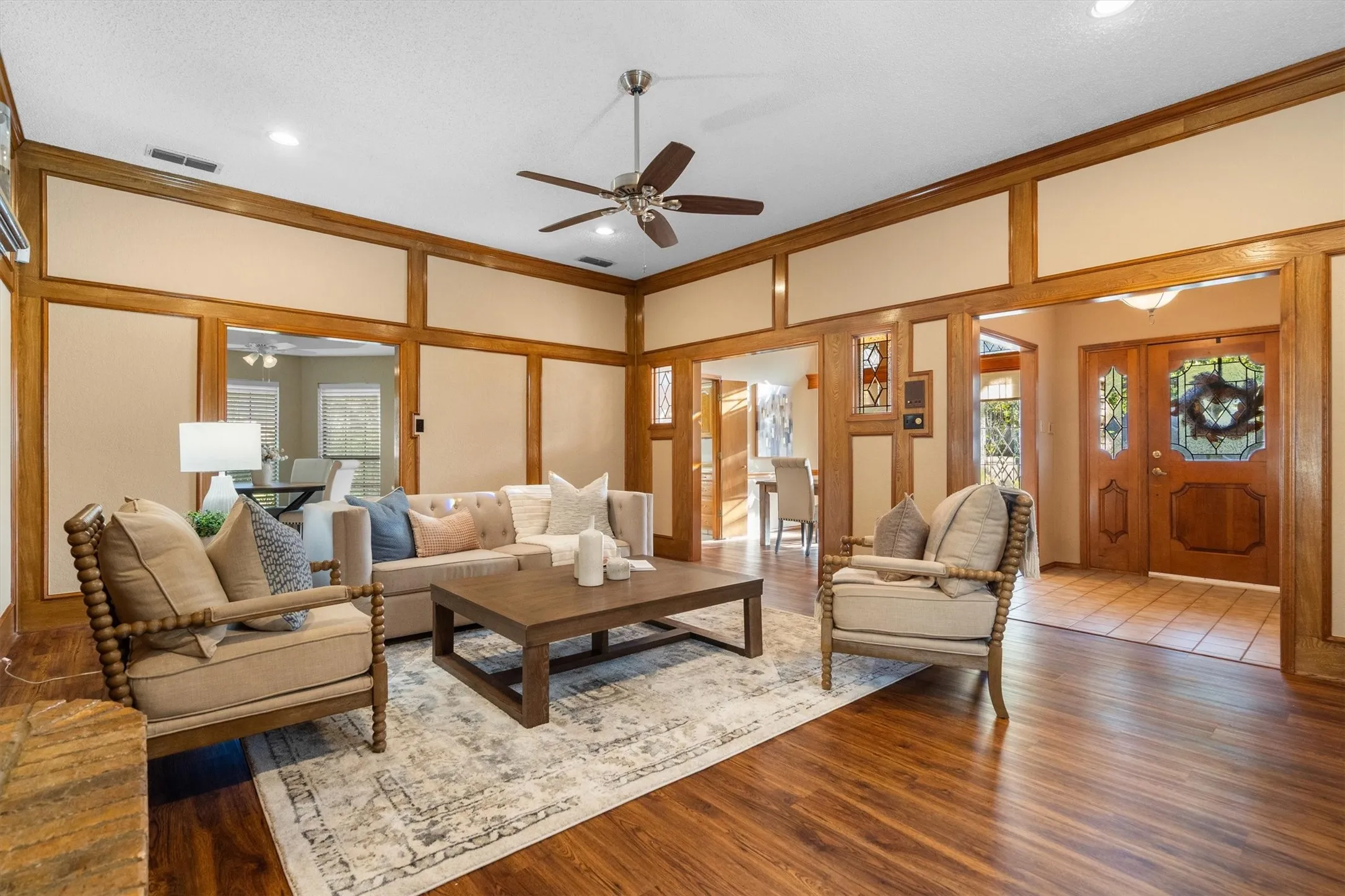 Single Family Residence For Sale in Tarrant County , 1142 Misty Oak Lane, Keller, Texas 76248, 4 Bedroom, 3 Bathroom, 2 Garage spaces, 2,352 Sqft, built in 1985, mls#21386290, Real Estate Agent in Keller, Homes For Sale in Tarrant county, Homes For Sale in Keller, Realtor in Keller Texas, Real Estate Brokerage Independent Realty Texas, Luminita Cordes Realtor