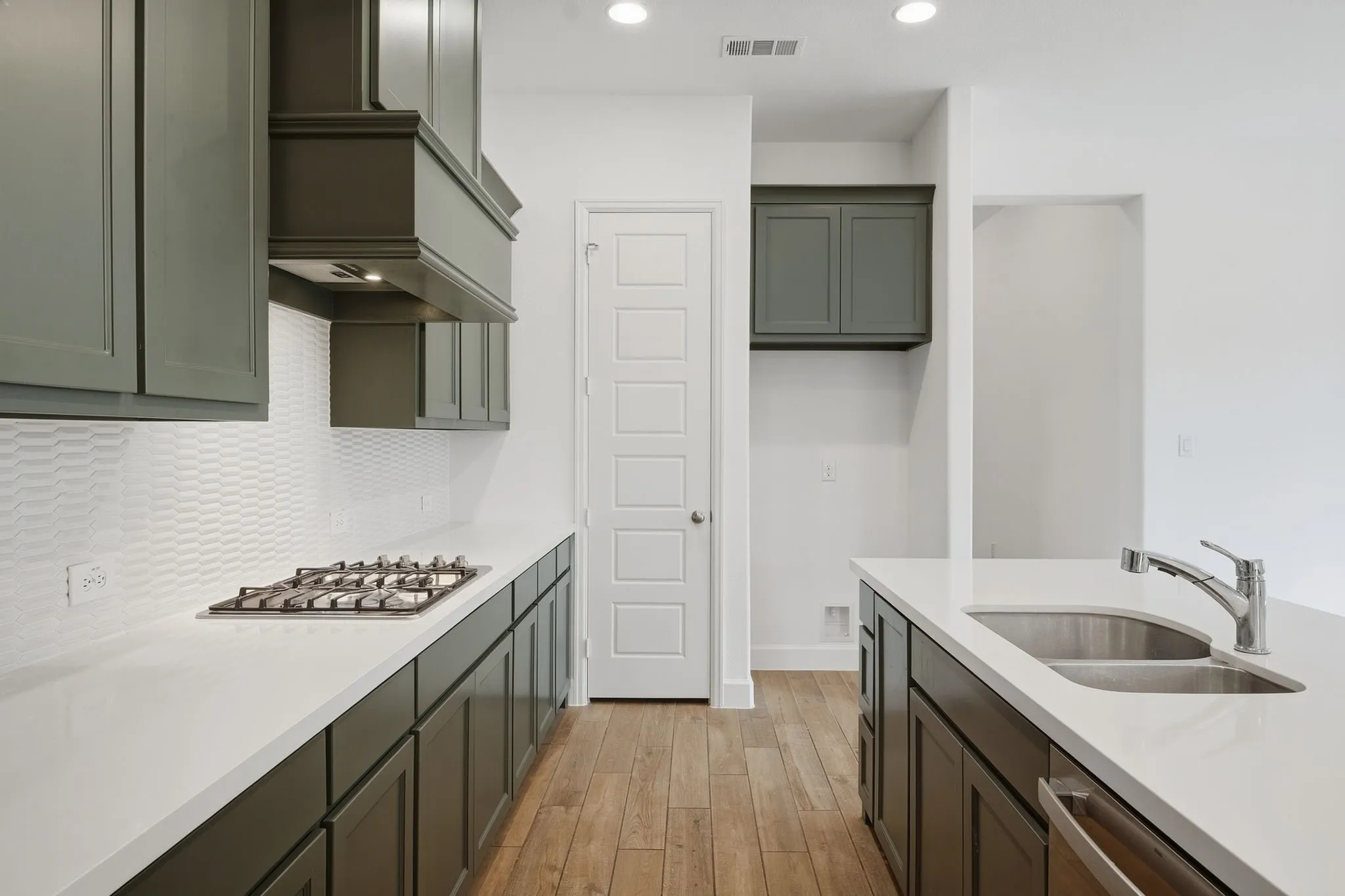 Single Family Residence For Sale in Collin County , 2412 Song Sparrow Lane, Mc Kinney, Texas 75071, 4 Bedroom, 3 Bathroom, 2 Garage spaces, 2,176 Sqft, built in 2022, mls#21388769, Real Estate Agent in Mc Kinney, Homes For Sale in Collin county, Homes For Sale in Mc Kinney, Realtor in Mc Kinney Texas, Real Estate Brokerage Independent Realty Texas, Luminita Cordes Realtor