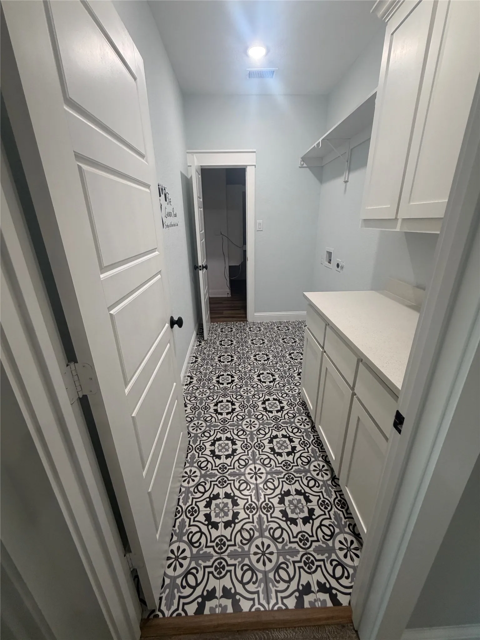 Single Family Residence For Sale in Grayson County , 114 Scott Court, Van Alstyne, Texas 75495, 3 Bedroom, 2 Bathroom, 2 Garage spaces, 1,628 Sqft, built in 2020, mls#21356729, Real Estate Agent in Van Alstyne, Homes For Sale in Grayson county, Homes For Sale in Van Alstyne, Realtor in Van Alstyne Texas, Real Estate Brokerage Independent Realty Texas, Luminita Cordes Realtor