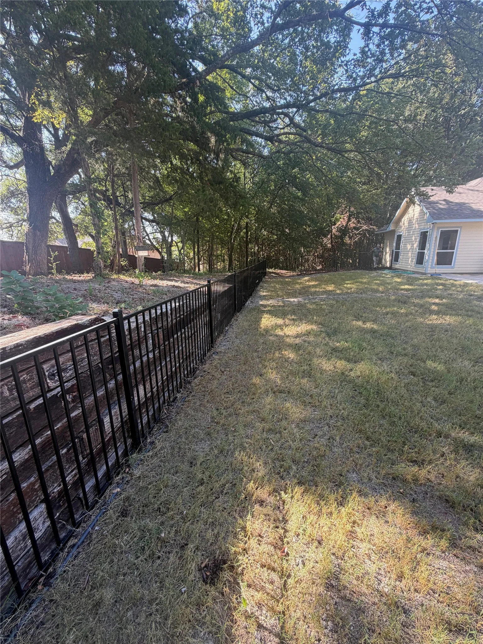 Single Family Residence For Sale in Grayson County , 114 Scott Court, Van Alstyne, Texas 75495, 3 Bedroom, 2 Bathroom, 2 Garage spaces, 1,628 Sqft, built in 2020, mls#21356729, Real Estate Agent in Van Alstyne, Homes For Sale in Grayson county, Homes For Sale in Van Alstyne, Realtor in Van Alstyne Texas, Real Estate Brokerage Independent Realty Texas, Luminita Cordes Realtor