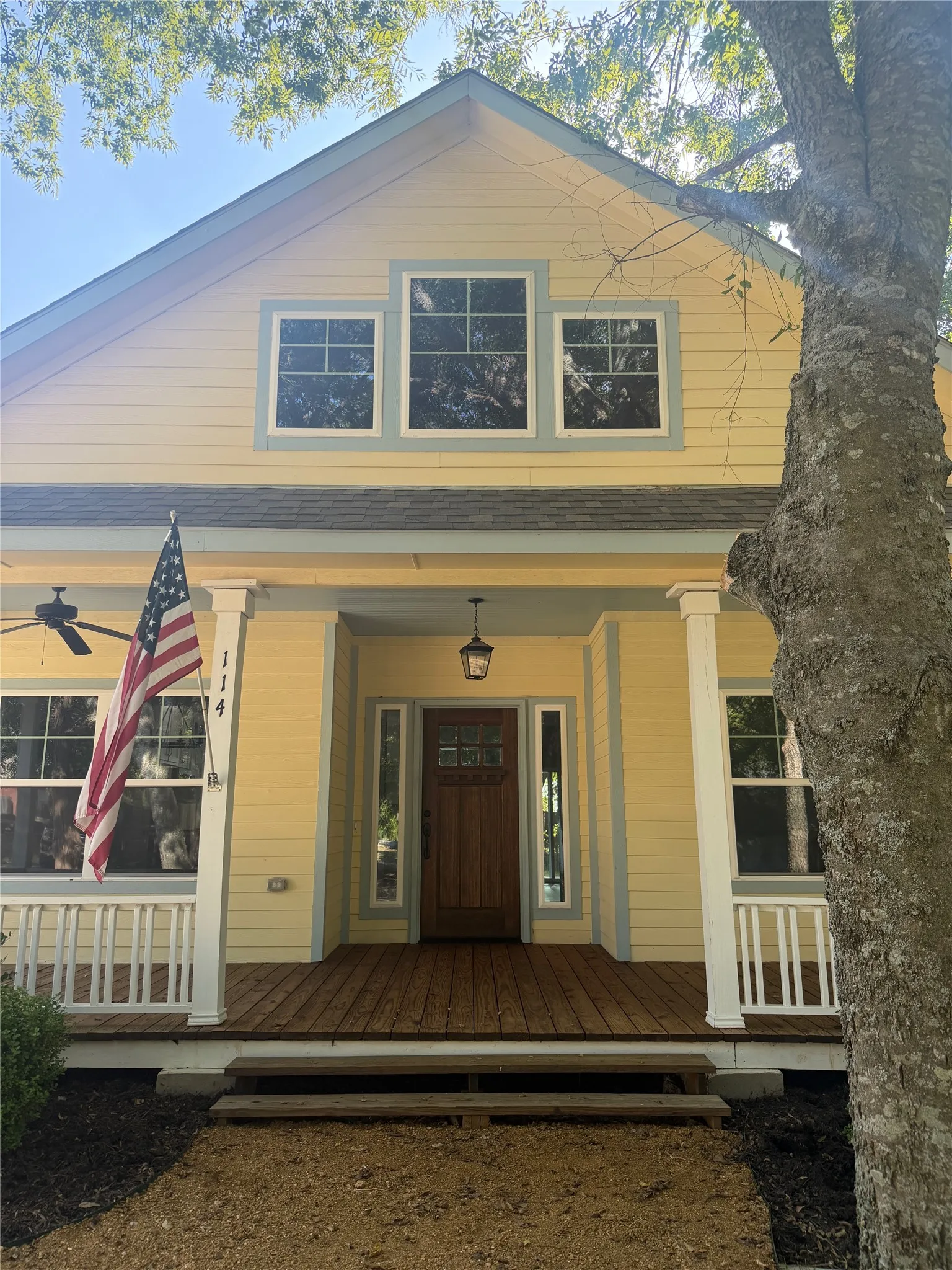 Single Family Residence For Sale in Grayson County , 114 Scott Court, Van Alstyne, Texas 75495, 3 Bedroom, 2 Bathroom, 2 Garage spaces, 1,628 Sqft, built in 2020, mls#21356729, Real Estate Agent in Van Alstyne, Homes For Sale in Grayson county, Homes For Sale in Van Alstyne, Realtor in Van Alstyne Texas, Real Estate Brokerage Independent Realty Texas, Luminita Cordes Realtor