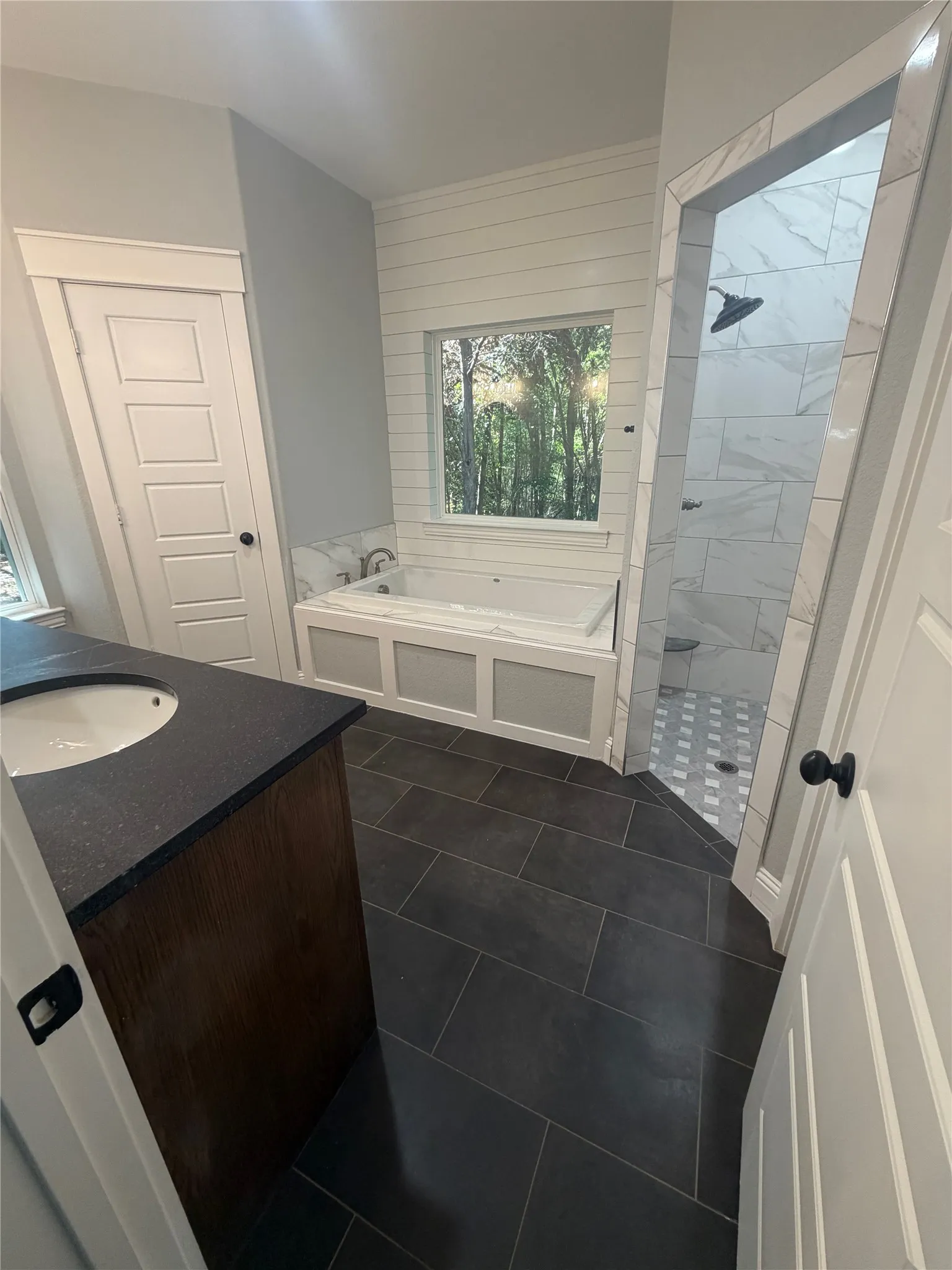 Single Family Residence For Sale in Grayson County , 114 Scott Court, Van Alstyne, Texas 75495, 3 Bedroom, 2 Bathroom, 2 Garage spaces, 1,628 Sqft, built in 2020, mls#21356729, Real Estate Agent in Van Alstyne, Homes For Sale in Grayson county, Homes For Sale in Van Alstyne, Realtor in Van Alstyne Texas, Real Estate Brokerage Independent Realty Texas, Luminita Cordes Realtor