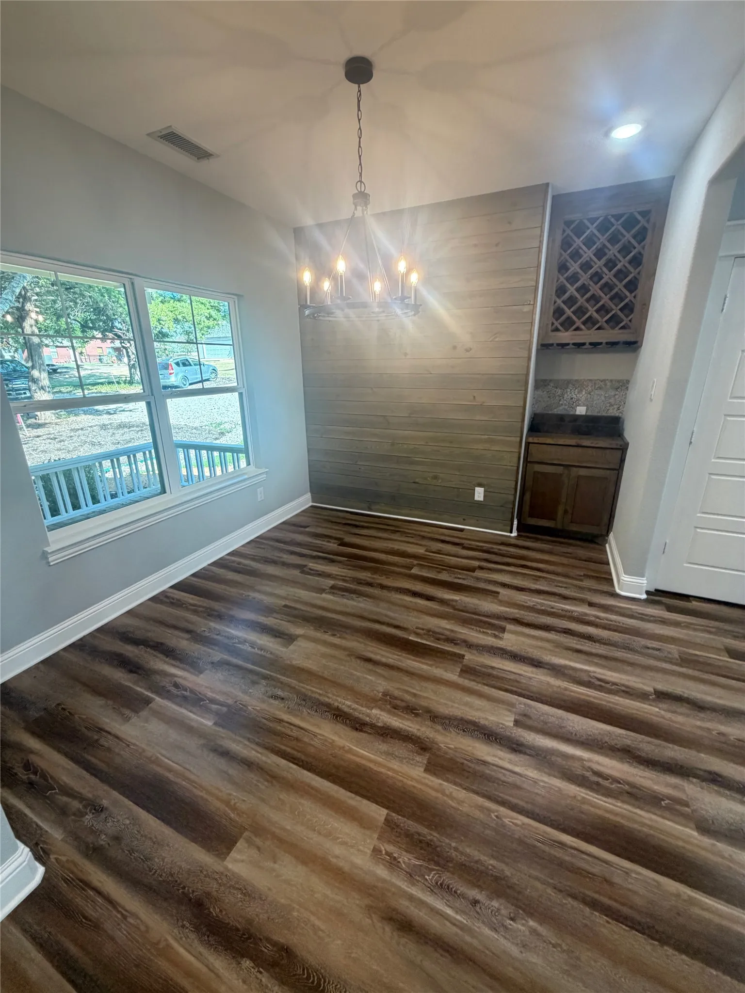 Single Family Residence For Sale in Grayson County , 114 Scott Court, Van Alstyne, Texas 75495, 3 Bedroom, 2 Bathroom, 2 Garage spaces, 1,628 Sqft, built in 2020, mls#21356729, Real Estate Agent in Van Alstyne, Homes For Sale in Grayson county, Homes For Sale in Van Alstyne, Realtor in Van Alstyne Texas, Real Estate Brokerage Independent Realty Texas, Luminita Cordes Realtor