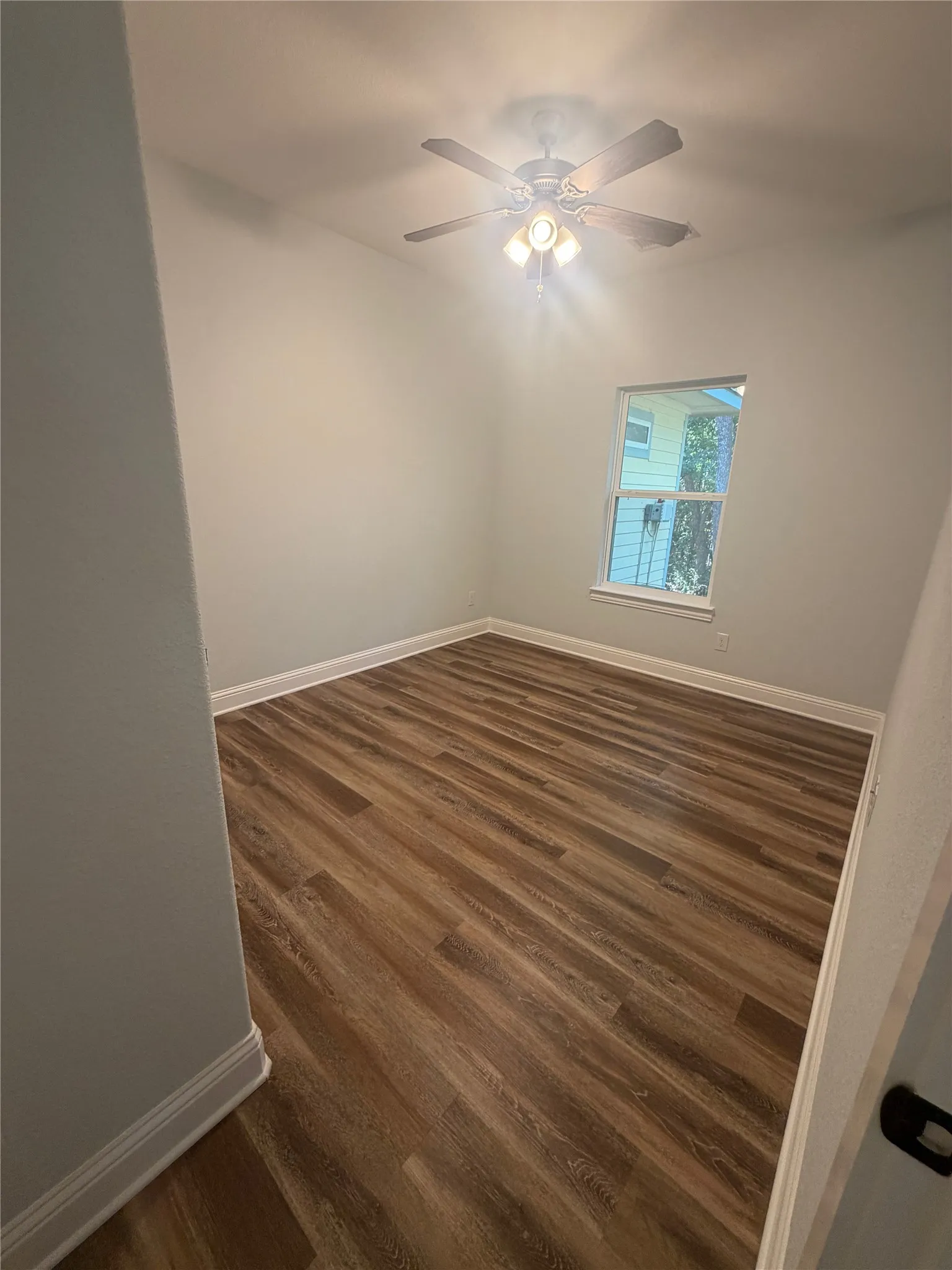 Single Family Residence For Sale in Grayson County , 114 Scott Court, Van Alstyne, Texas 75495, 3 Bedroom, 2 Bathroom, 2 Garage spaces, 1,628 Sqft, built in 2020, mls#21356729, Real Estate Agent in Van Alstyne, Homes For Sale in Grayson county, Homes For Sale in Van Alstyne, Realtor in Van Alstyne Texas, Real Estate Brokerage Independent Realty Texas, Luminita Cordes Realtor