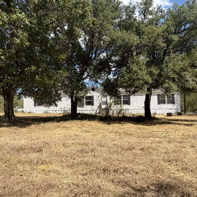 Mobile Home For Sale in Parker County , 471 Cardinal Drive, Springtown, Texas 76082, 4 Bedroom, 2 Bathroom, Garage spaces, 2,304 Sqft, built in 2006, mls#21382839, Real Estate Agent in Springtown, Homes For Sale in Parker county, Homes For Sale in Springtown, Realtor in Springtown Texas, Real Estate Brokerage Independent Realty Texas, Luminita Cordes Realtor