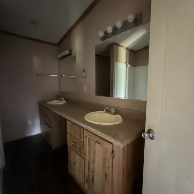 Mobile Home For Sale in Parker County , 471 Cardinal Drive, Springtown, Texas 76082, 4 Bedroom, 2 Bathroom, Garage spaces, 2,304 Sqft, built in 2006, mls#21382839, Real Estate Agent in Springtown, Homes For Sale in Parker county, Homes For Sale in Springtown, Realtor in Springtown Texas, Real Estate Brokerage Independent Realty Texas, Luminita Cordes Realtor