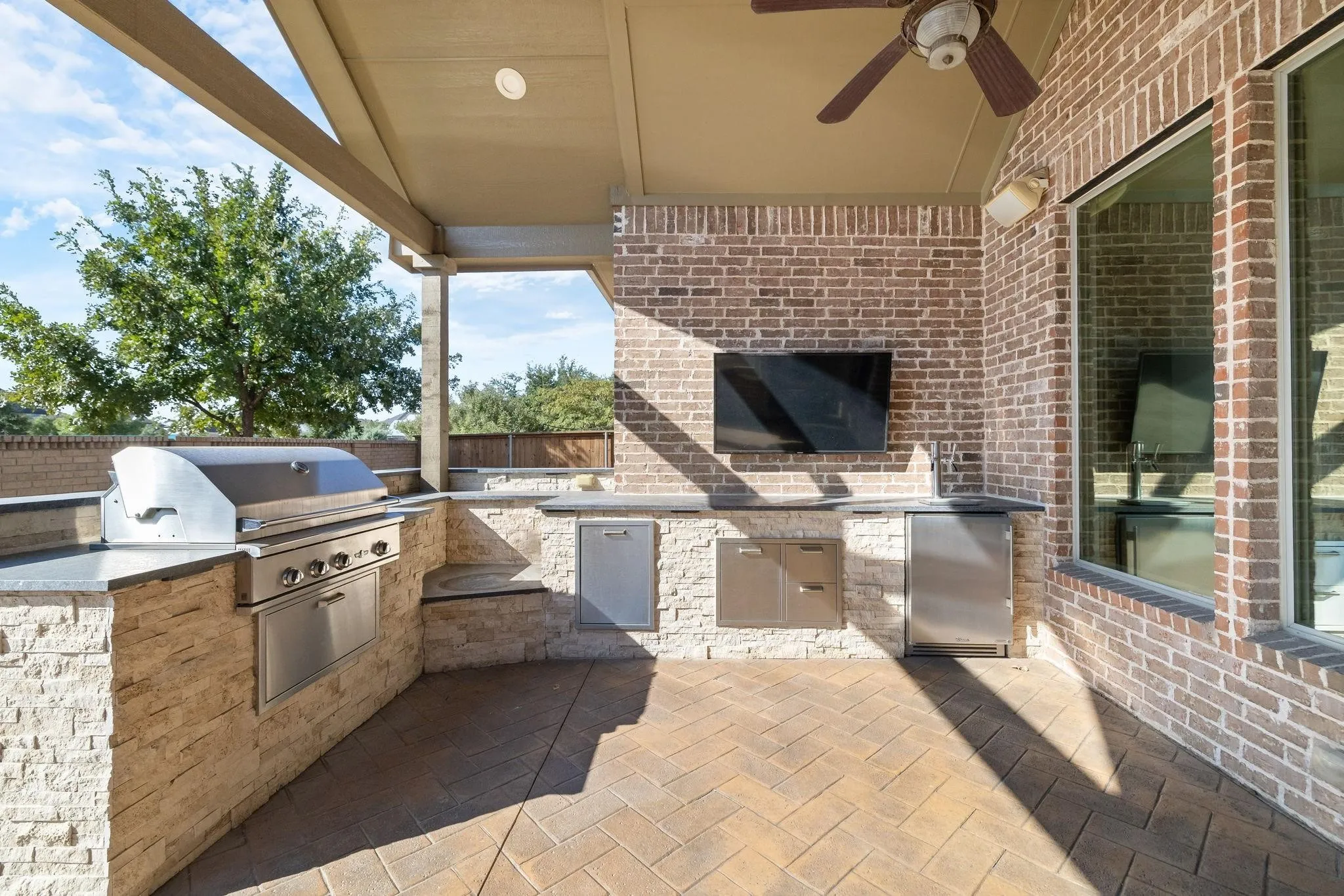 Single Family Residence For Sale in Collin County , 1316 Grassland Drive, Celina, Texas 75009, 4 Bedroom, 4 Bathroom, 3 Garage spaces, 4,076 Sqft, built in 2015, mls#21389106, Real Estate Agent in Celina, Homes For Sale in Collin county, Homes For Sale in Celina, Realtor in Celina Texas, Real Estate Brokerage Independent Realty Texas, Luminita Cordes Realtor