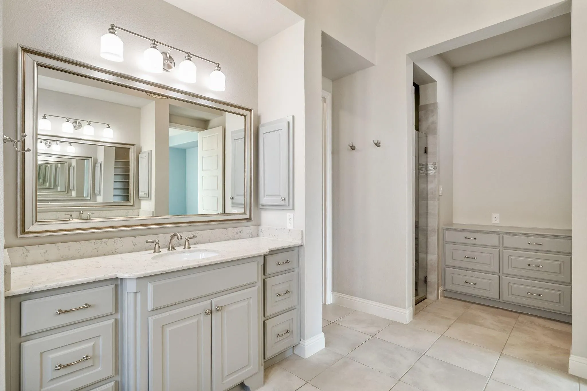 Single Family Residence For Sale in Collin County , 1316 Grassland Drive, Celina, Texas 75009, 4 Bedroom, 4 Bathroom, 3 Garage spaces, 4,076 Sqft, built in 2015, mls#21389106, Real Estate Agent in Celina, Homes For Sale in Collin county, Homes For Sale in Celina, Realtor in Celina Texas, Real Estate Brokerage Independent Realty Texas, Luminita Cordes Realtor