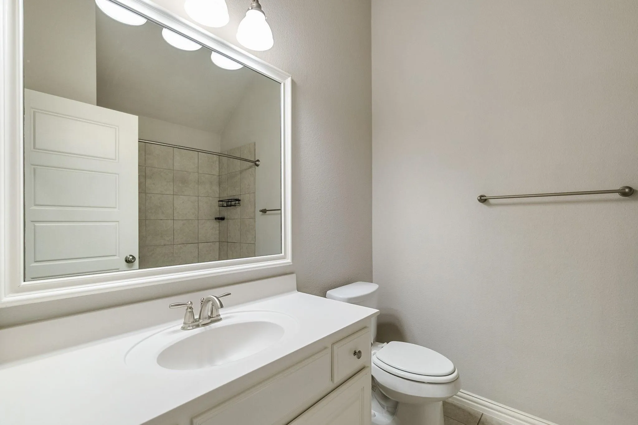 Single Family Residence For Sale in Collin County , 1316 Grassland Drive, Celina, Texas 75009, 4 Bedroom, 4 Bathroom, 3 Garage spaces, 4,076 Sqft, built in 2015, mls#21389106, Real Estate Agent in Celina, Homes For Sale in Collin county, Homes For Sale in Celina, Realtor in Celina Texas, Real Estate Brokerage Independent Realty Texas, Luminita Cordes Realtor