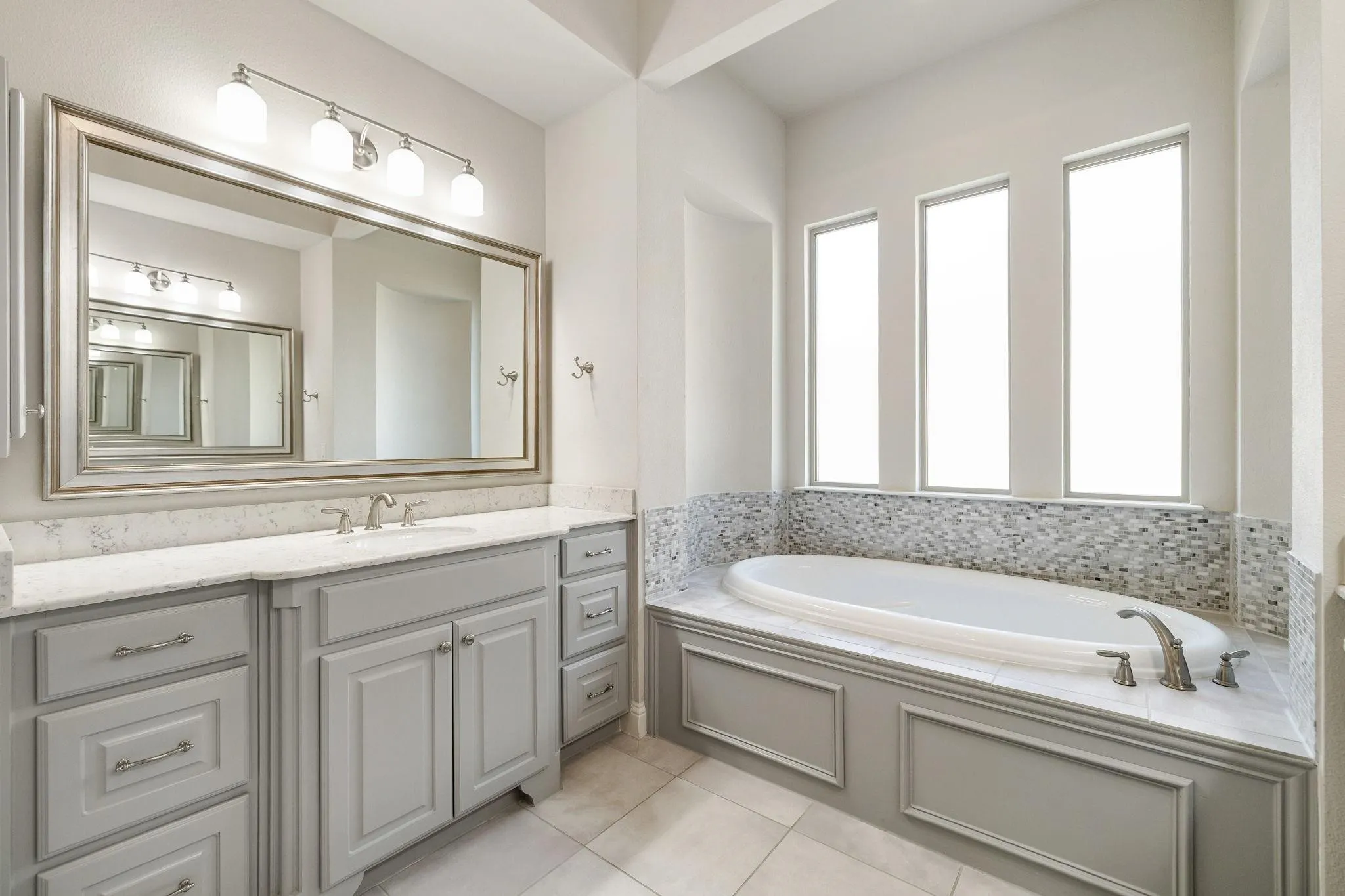 Single Family Residence For Sale in Collin County , 1316 Grassland Drive, Celina, Texas 75009, 4 Bedroom, 4 Bathroom, 3 Garage spaces, 4,076 Sqft, built in 2015, mls#21389106, Real Estate Agent in Celina, Homes For Sale in Collin county, Homes For Sale in Celina, Realtor in Celina Texas, Real Estate Brokerage Independent Realty Texas, Luminita Cordes Realtor