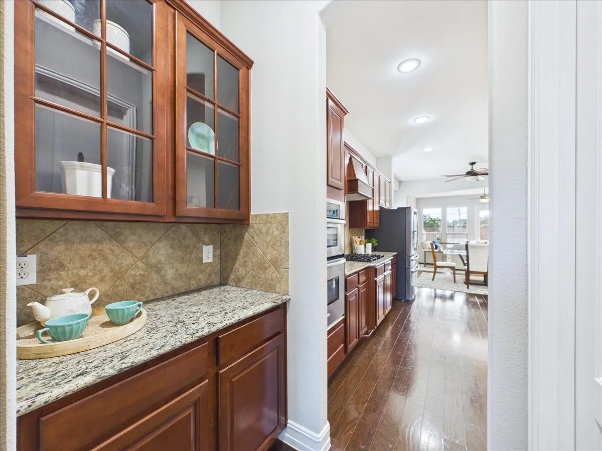 Single Family Residence For Sale in Denton County , 12701 Tealsky Drive, Frisco, Texas 75033, 3 Bedroom, 2 Bathroom, 2 Garage spaces, 2,211 Sqft, built in 2011, mls#21388157, Real Estate Agent in Frisco, Homes For Sale in Denton county, Homes For Sale in Frisco, Realtor in Frisco Texas, Real Estate Brokerage Independent Realty Texas, Luminita Cordes Realtor