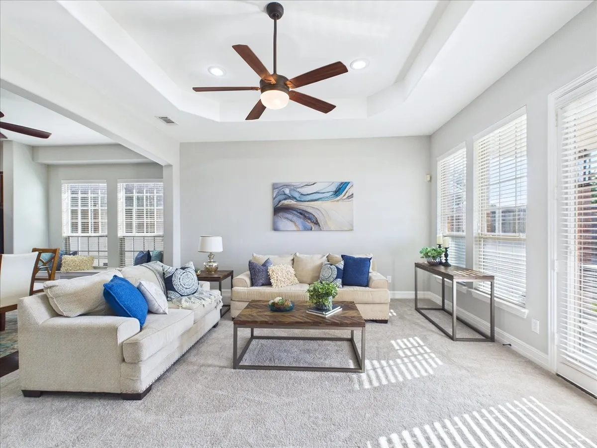 Single Family Residence For Sale in Denton County , 12701 Tealsky Drive, Frisco, Texas 75033, 3 Bedroom, 2 Bathroom, 2 Garage spaces, 2,211 Sqft, built in 2011, mls#21388157, Real Estate Agent in Frisco, Homes For Sale in Denton county, Homes For Sale in Frisco, Realtor in Frisco Texas, Real Estate Brokerage Independent Realty Texas, Luminita Cordes Realtor