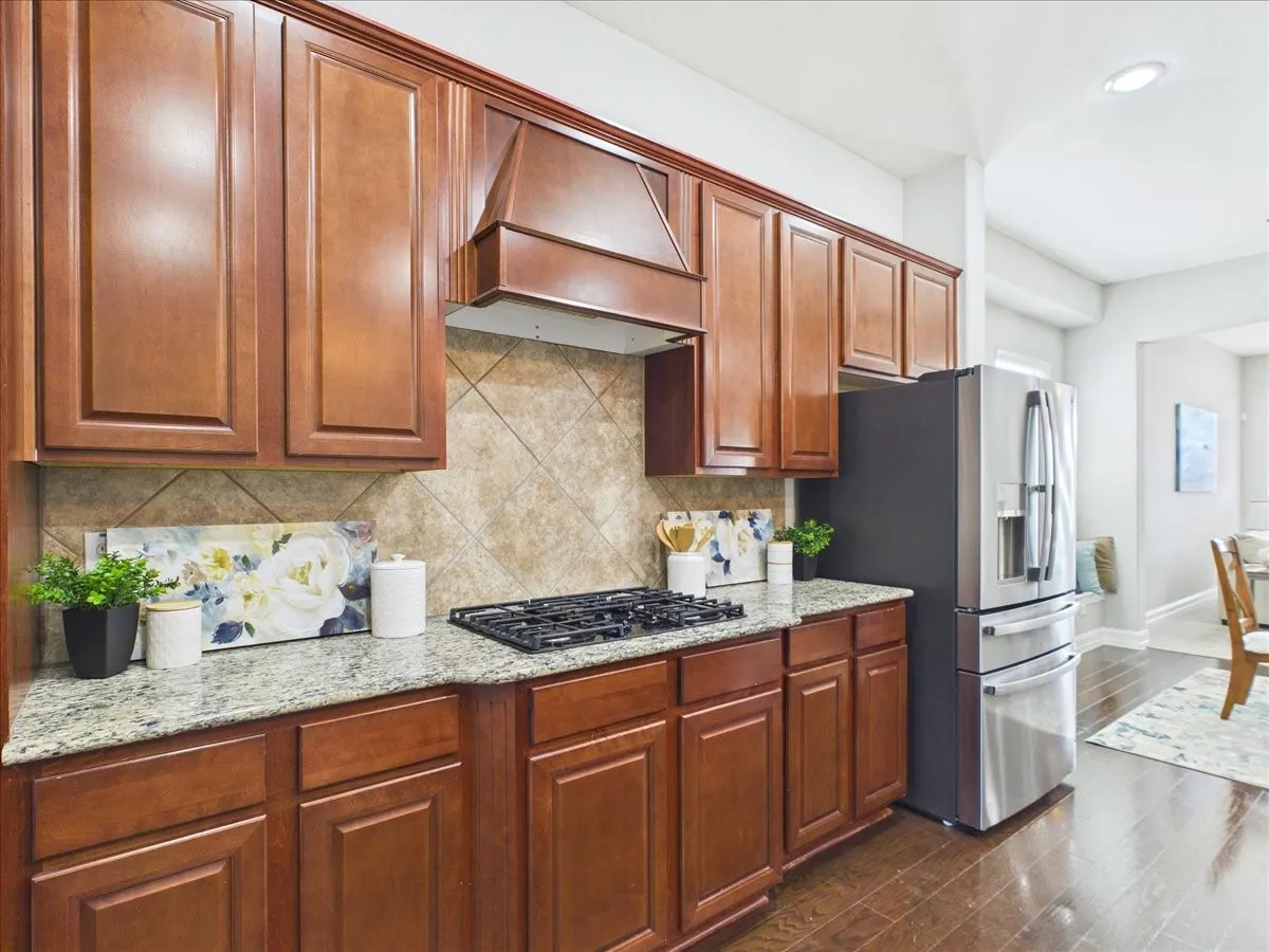 Single Family Residence For Sale in Denton County , 12701 Tealsky Drive, Frisco, Texas 75033, 3 Bedroom, 2 Bathroom, 2 Garage spaces, 2,211 Sqft, built in 2011, mls#21388157, Real Estate Agent in Frisco, Homes For Sale in Denton county, Homes For Sale in Frisco, Realtor in Frisco Texas, Real Estate Brokerage Independent Realty Texas, Luminita Cordes Realtor