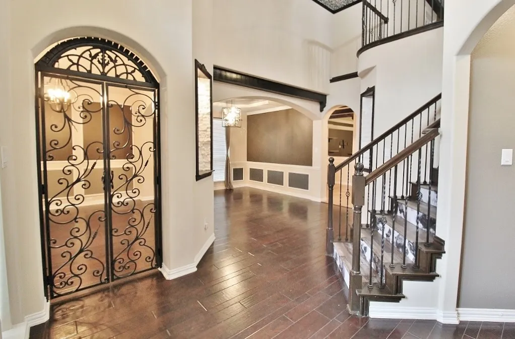 Single Family Residence For Rent in Ellis County , 110 White Oak Lane, Red Oak, Texas 75154, 4 Bedroom, 4 Bathroom, 2 Garage spaces, 3,720 Sqft, built in 2015, mls#21389121, Real Estate Agent in Red Oak, Homes For Rent in Ellis county, Homes For Rent in Red Oak, Realtor in Red Oak Texas, Real Estate Brokerage Independent Realty Texas, Luminita Cordes Realtor