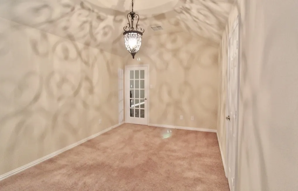 Single Family Residence For Rent in Ellis County , 110 White Oak Lane, Red Oak, Texas 75154, 4 Bedroom, 4 Bathroom, 2 Garage spaces, 3,720 Sqft, built in 2015, mls#21389121, Real Estate Agent in Red Oak, Homes For Rent in Ellis county, Homes For Rent in Red Oak, Realtor in Red Oak Texas, Real Estate Brokerage Independent Realty Texas, Luminita Cordes Realtor
