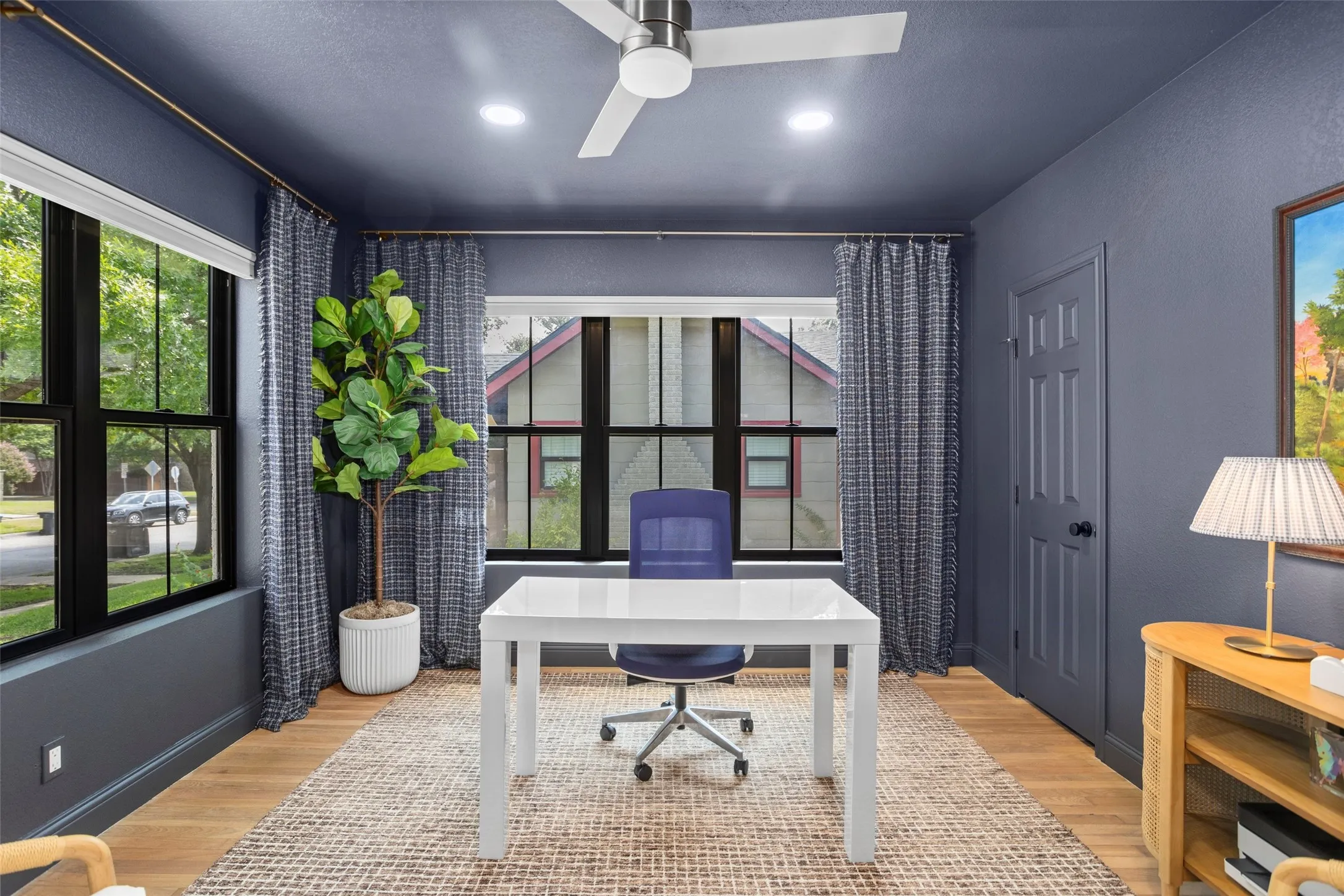 Single Family Residence For Sale in Tarrant County , 4609 El Campo Avenue, Fort Worth, Texas 76107, 3 Bedroom, 2 Bathroom, 2 Garage spaces, 1,628 Sqft, built in 1930, mls#21388382, Real Estate Agent in Fort Worth, Homes For Sale in Tarrant county, Homes For Sale in Fort Worth, Realtor in Fort Worth Texas, Real Estate Brokerage Independent Realty Texas, Luminita Cordes Realtor