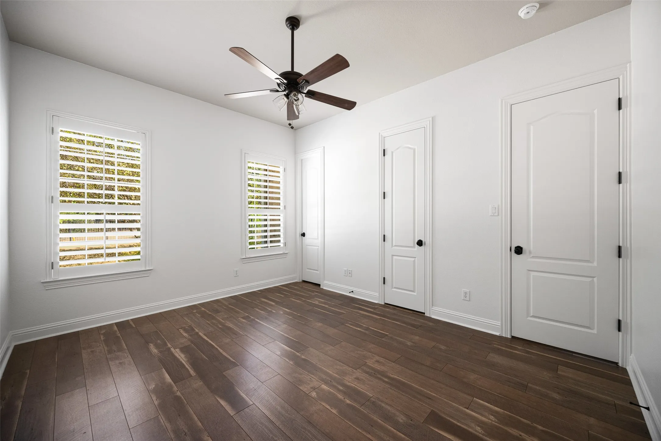 Single Family Residence For Sale in Collin County , 5801 Bracknell Drive, Parker, Texas 75002, 5 Bedroom, 4 Bathroom, 3 Garage spaces, 4,007 Sqft, built in 2003, mls#21388250, Real Estate Agent in Parker, Homes For Sale in Collin county, Homes For Sale in Parker, Realtor in Parker Texas, Real Estate Brokerage Independent Realty Texas, Luminita Cordes Realtor