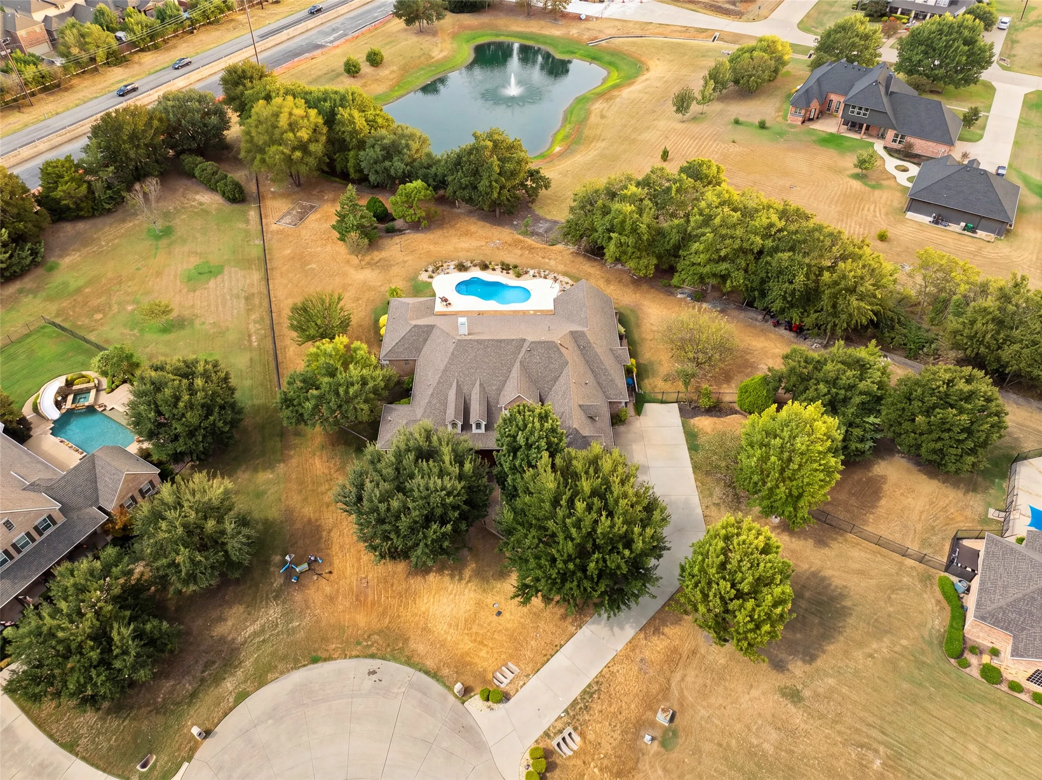 Single Family Residence For Sale in Collin County , 5801 Bracknell Drive, Parker, Texas 75002, 5 Bedroom, 4 Bathroom, 3 Garage spaces, 4,007 Sqft, built in 2003, mls#21388250, Real Estate Agent in Parker, Homes For Sale in Collin county, Homes For Sale in Parker, Realtor in Parker Texas, Real Estate Brokerage Independent Realty Texas, Luminita Cordes Realtor